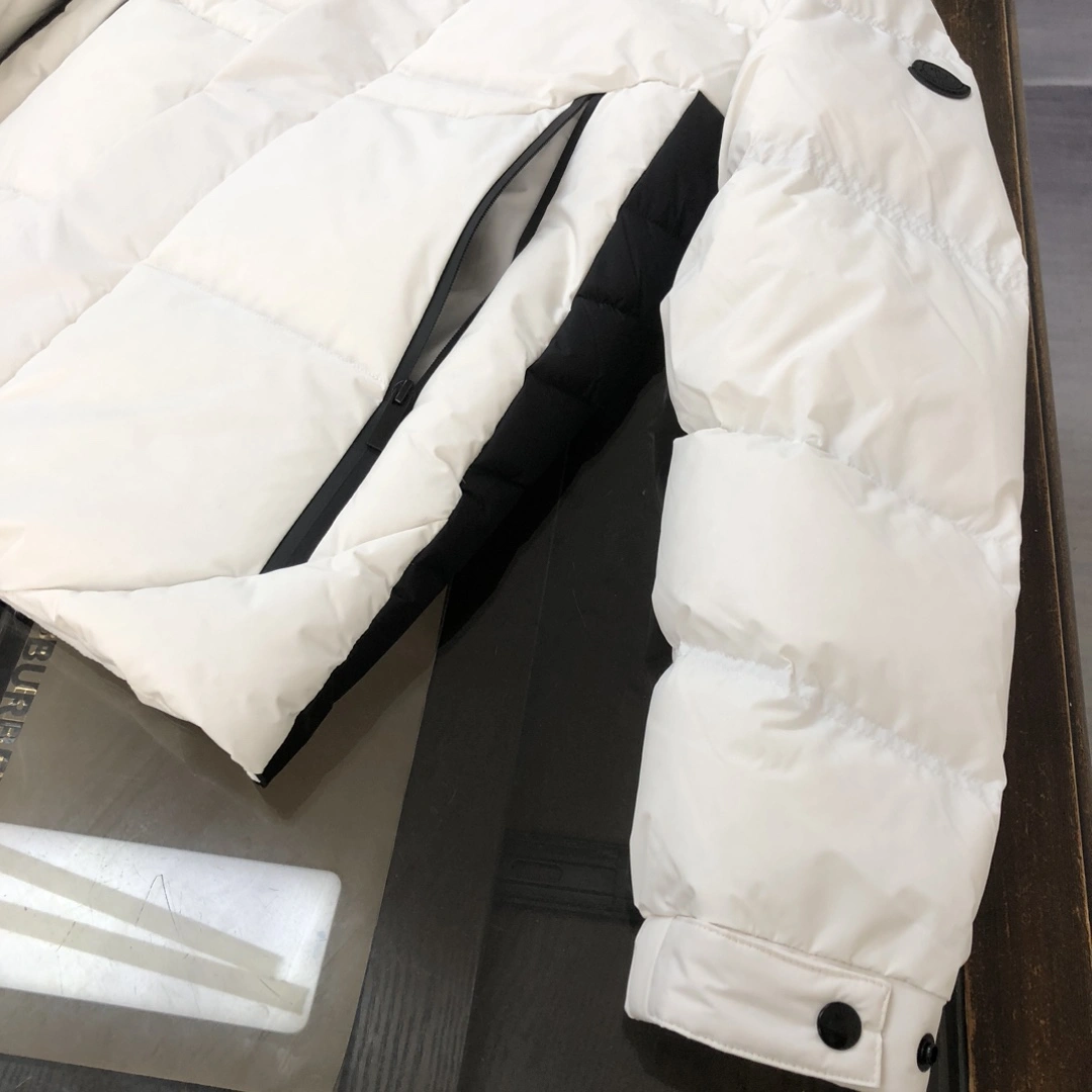 Resilient Moncler Down Jackets 145814