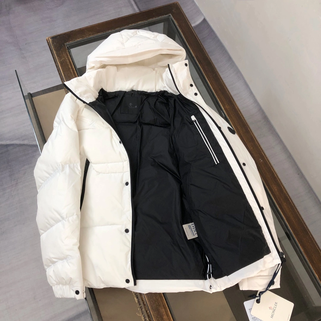 Resilient Moncler Down Jackets 145814
