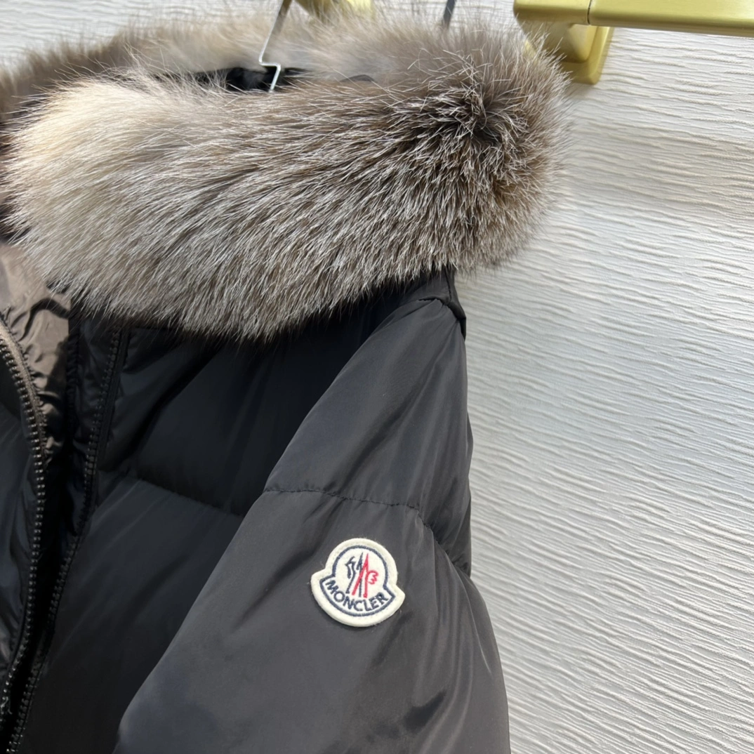 Trendy Moncler Down Jackets 145810
