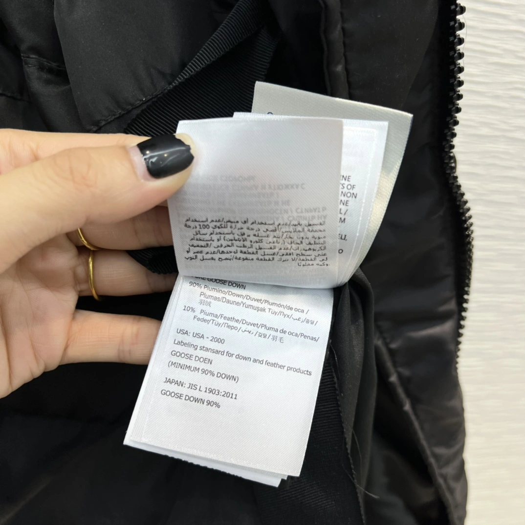 Trendy Moncler Down Jackets 145810