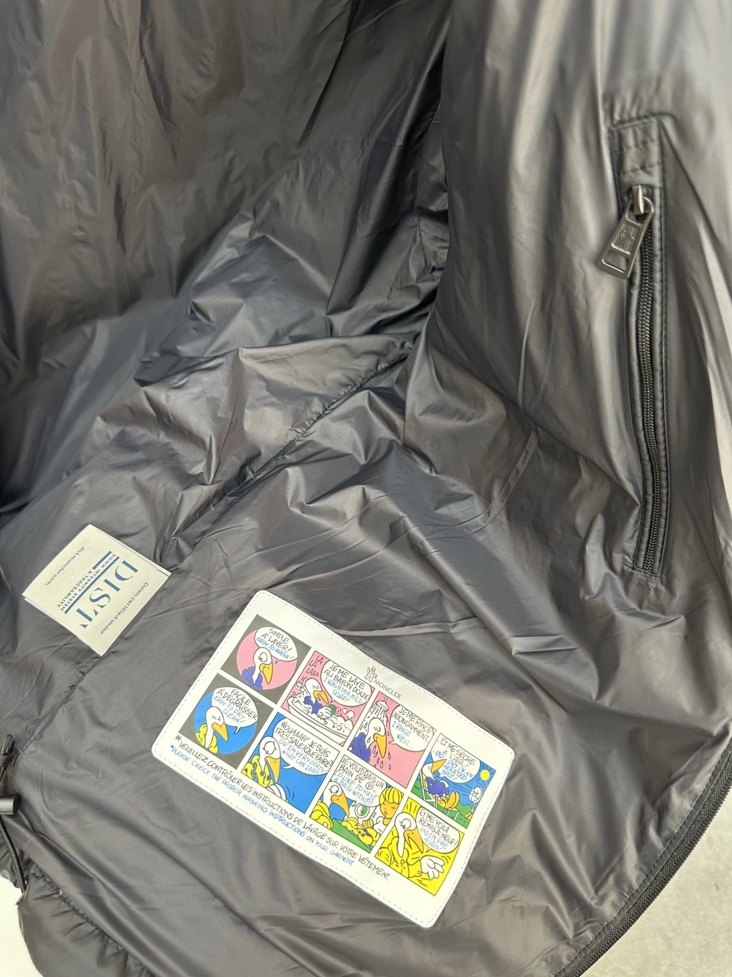 Casual Moncler Down Jackets 145805