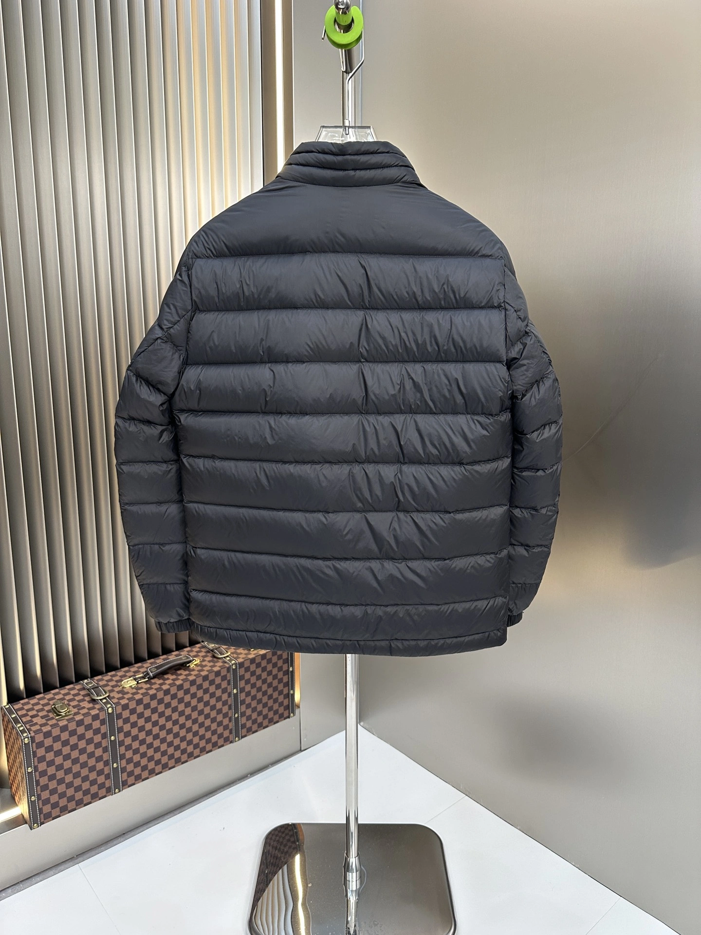 Casual Moncler Down Jackets 145805