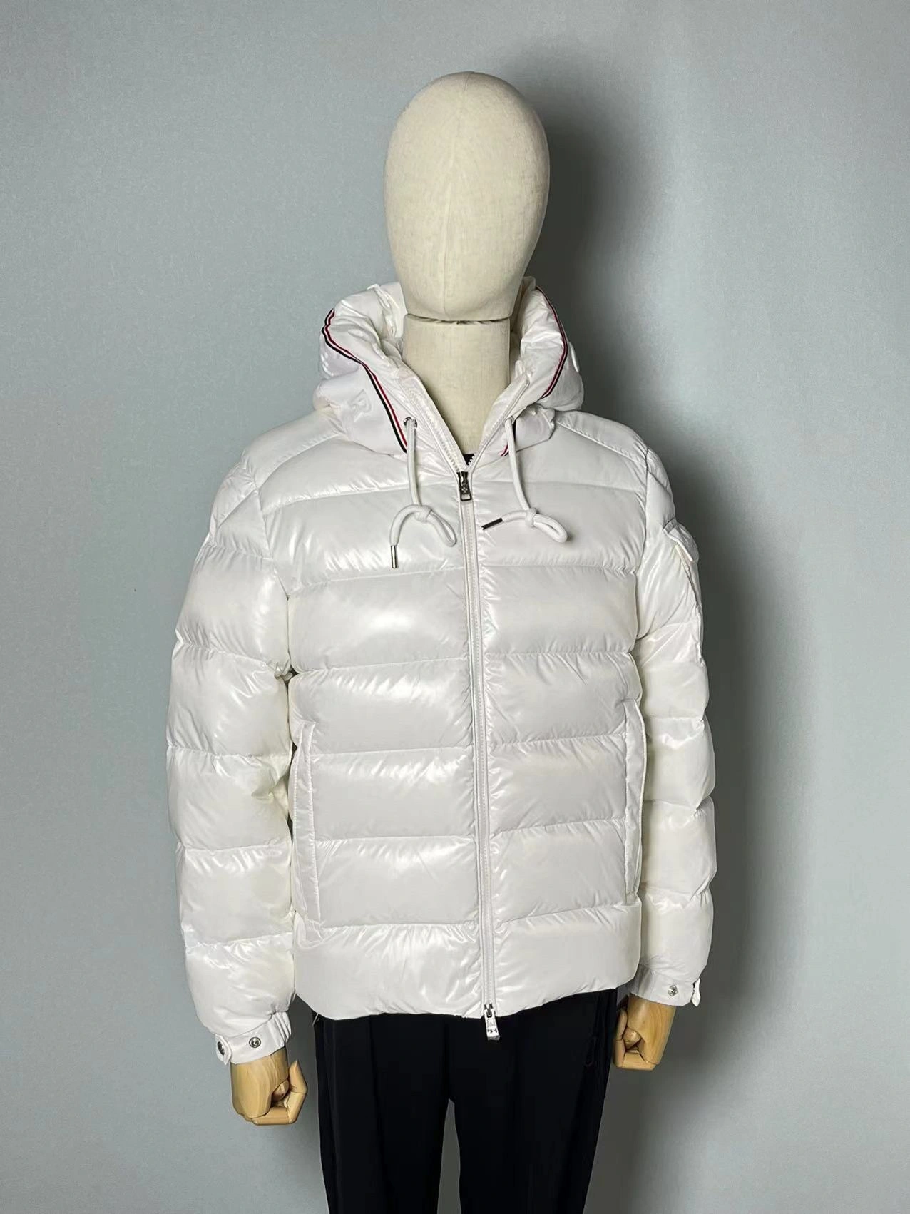 Moncler Down Jackets Sustainable 145800