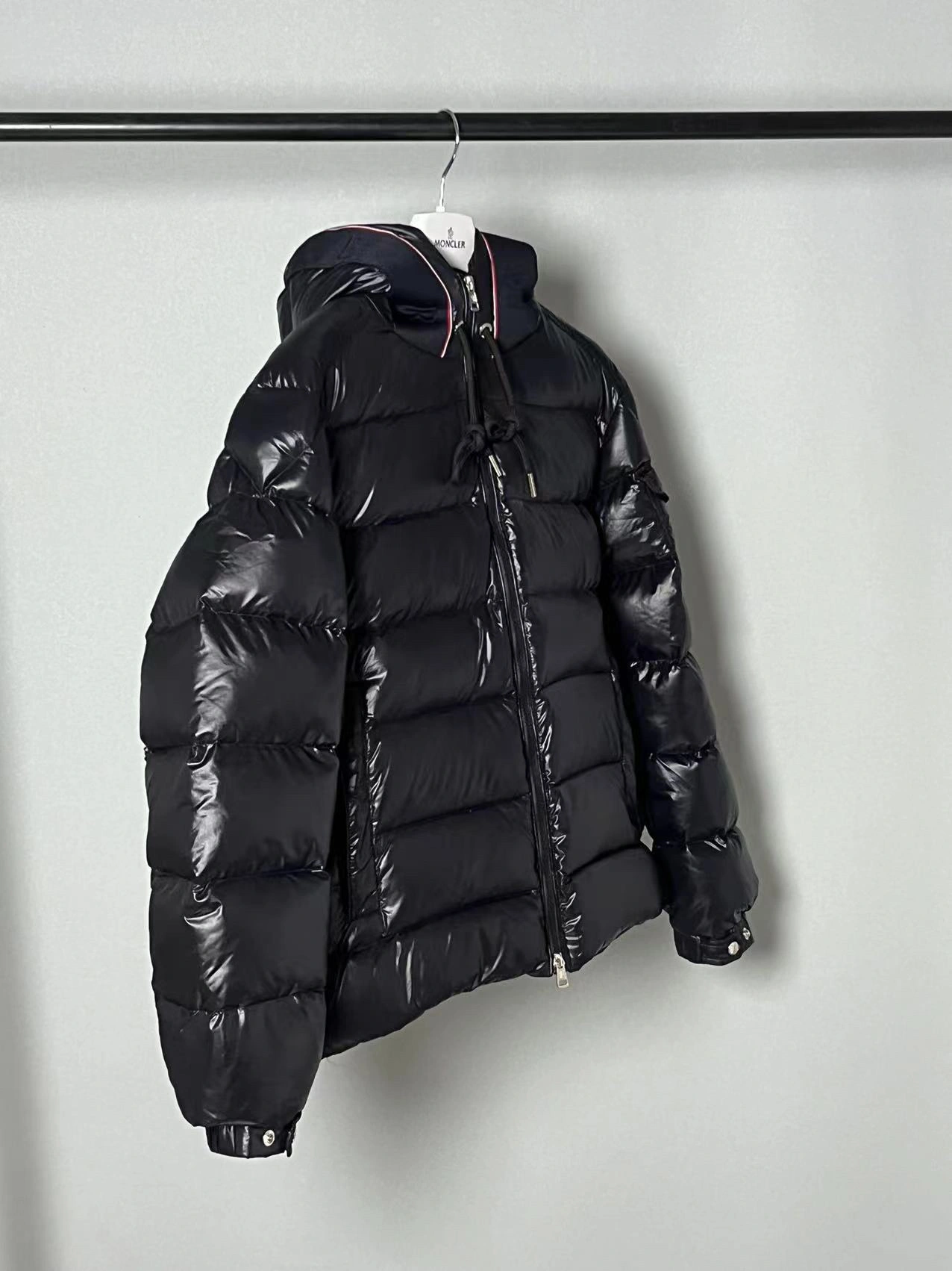 Classic Moncler Down Jackets 145804
