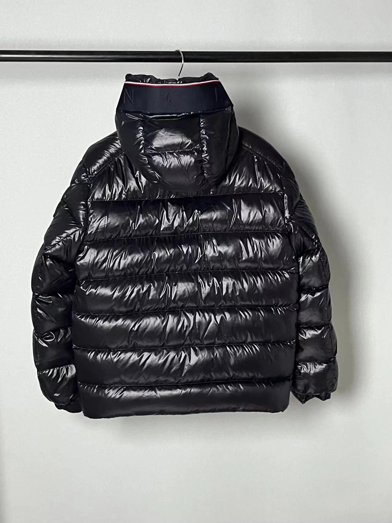 Classic Moncler Down Jackets 145804