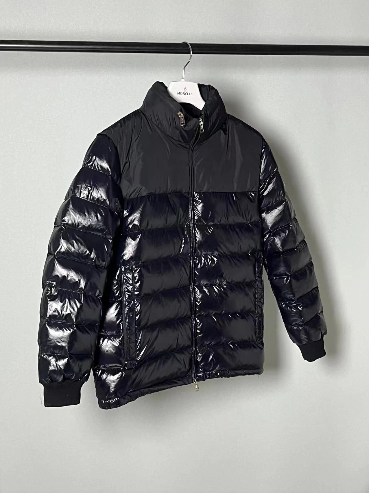 Moncler Down Jackets Elegant 145801