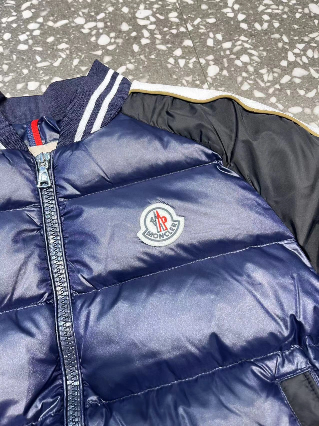 Moncler Down Jackets Effortless 145788
