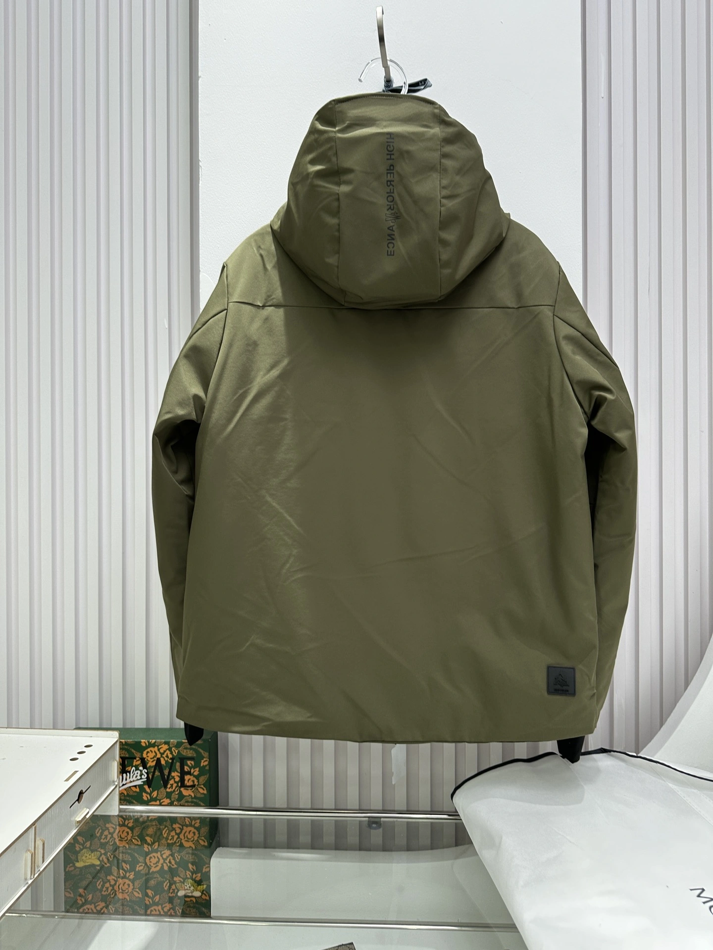 Moncler Down Jackets FlexibleFit 145784
