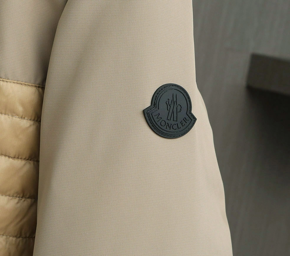 Moncler Down Jackets ComfortFit 145793