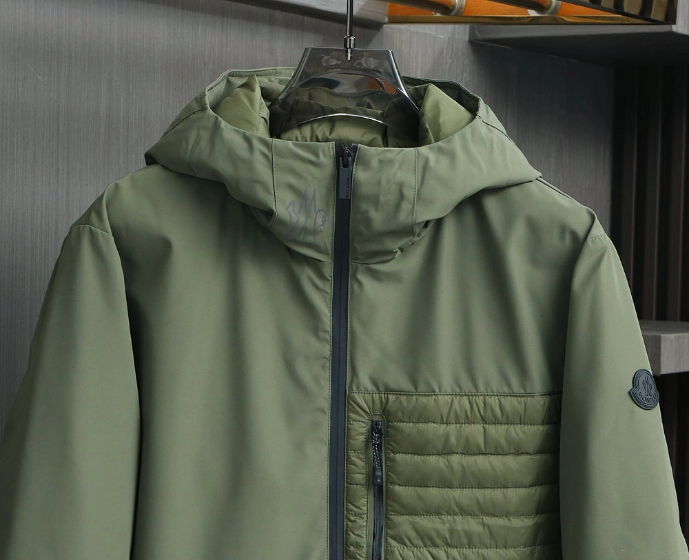 Moncler Down Jackets FlexibleFit 145786
