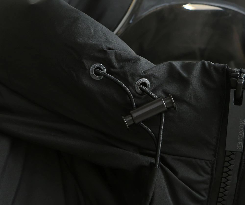 Moncler Down Jackets QuickDry 145785