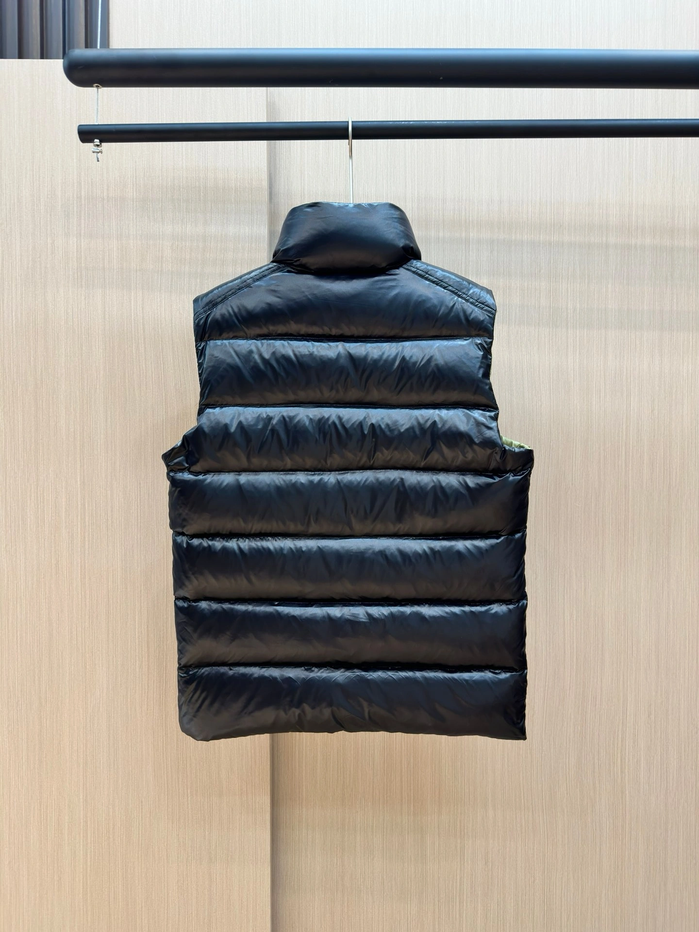 Moncler Down Jackets Soft 145798
