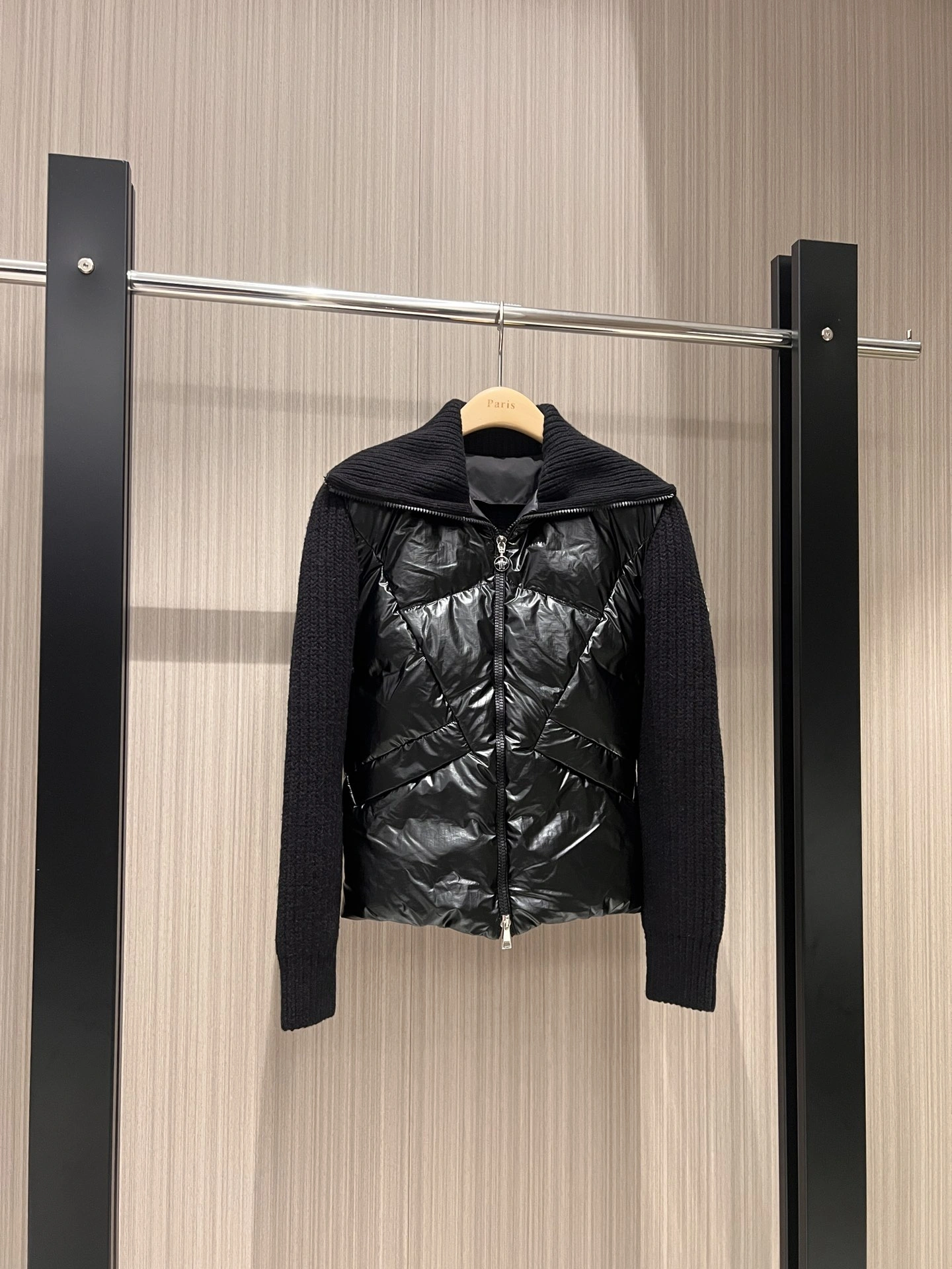Bright Moncler Down Jackets 145778