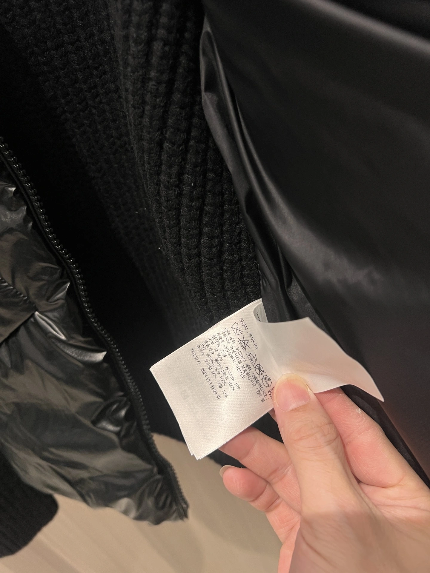 Bright Moncler Down Jackets 145778