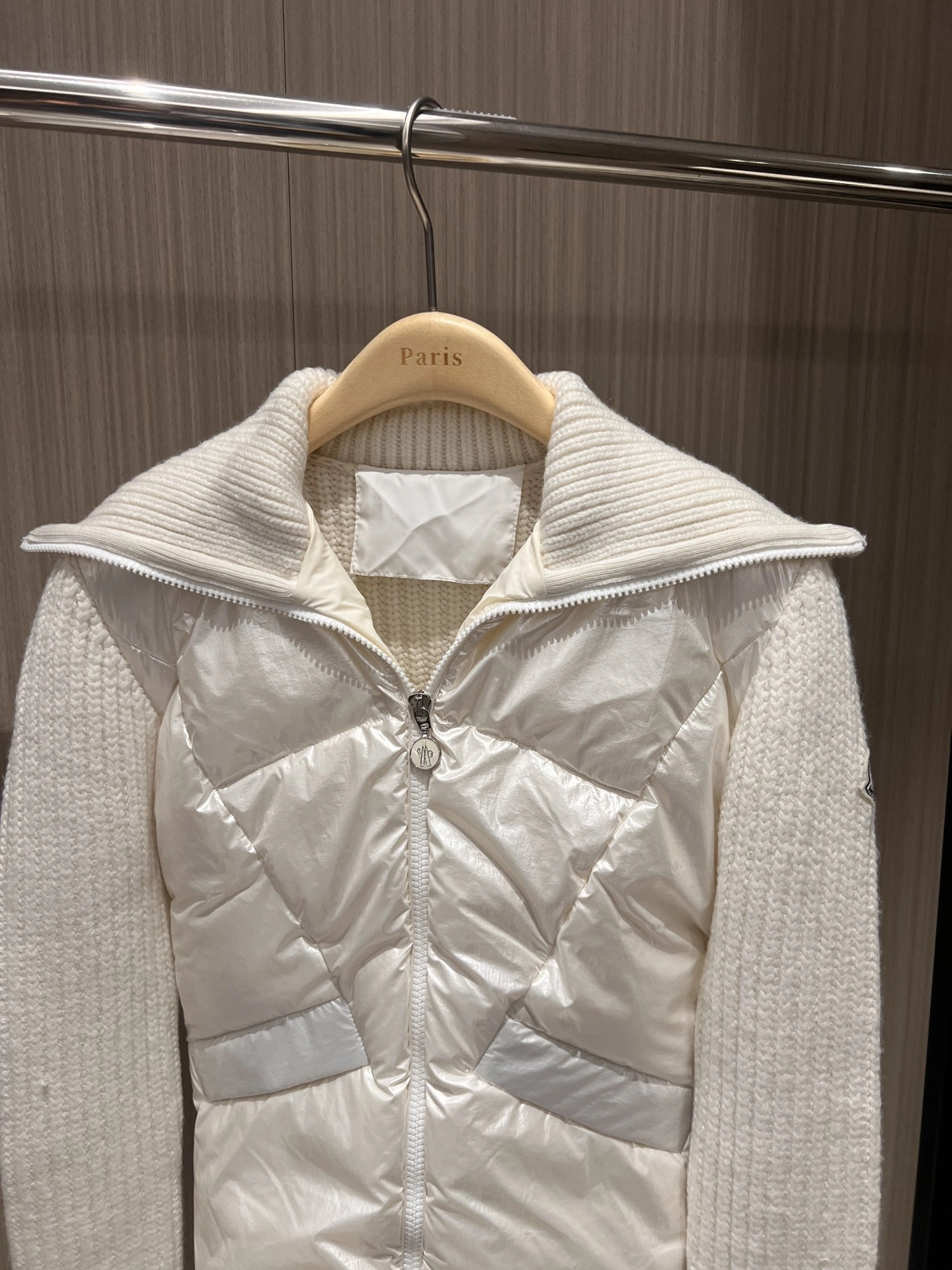 Bright Moncler Down Jackets 145773
