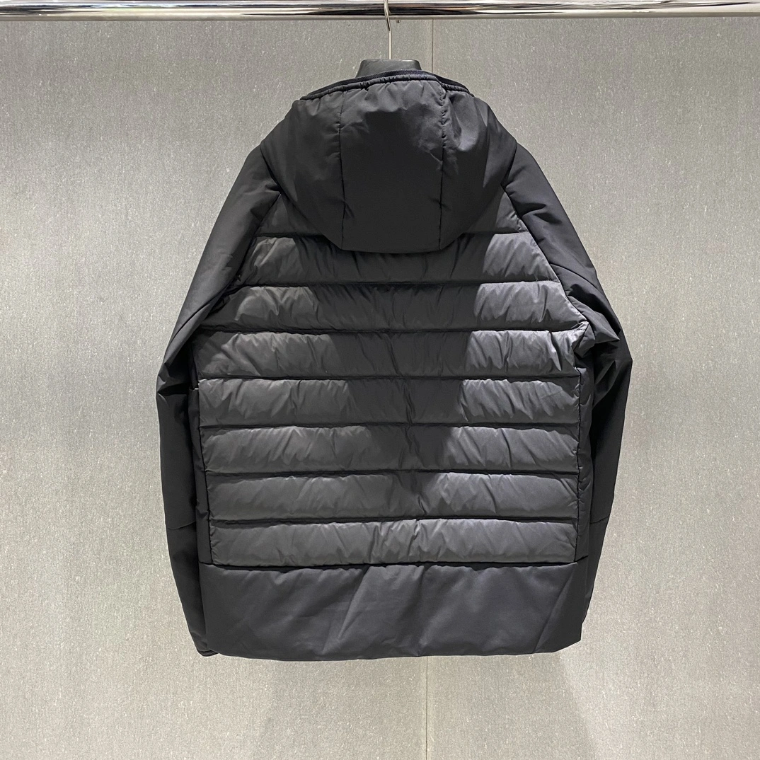 Moncler Down Jackets Original 145776