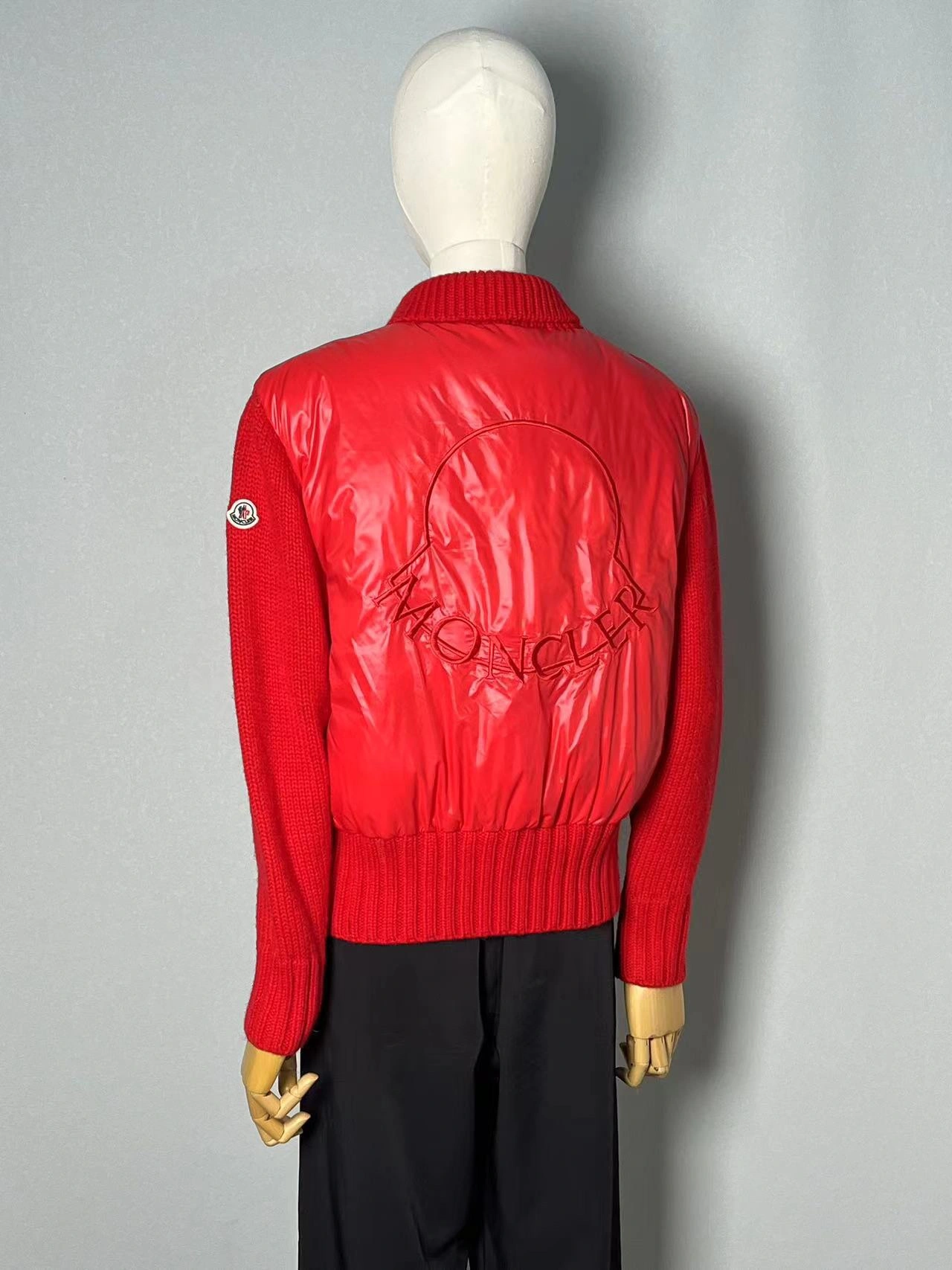 Moncler Down Jackets Resilient 145772