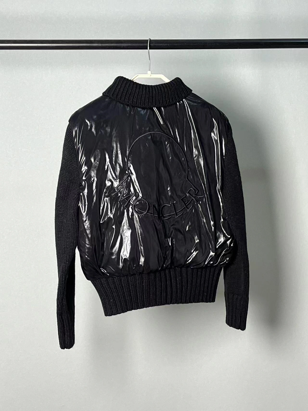 Moncler Down Jackets OnTrend 145808