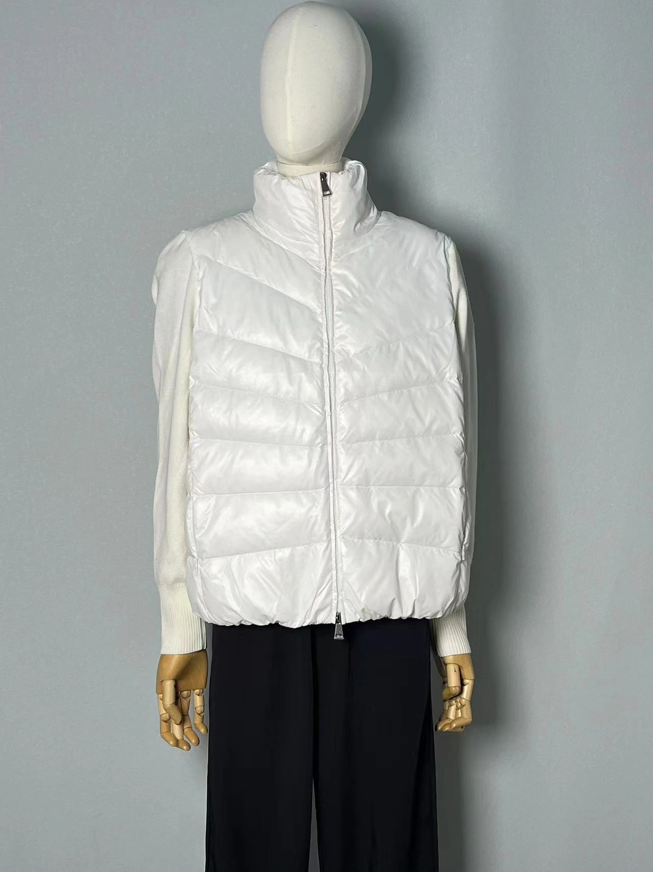 Breathable Moncler Down Jackets 145775
