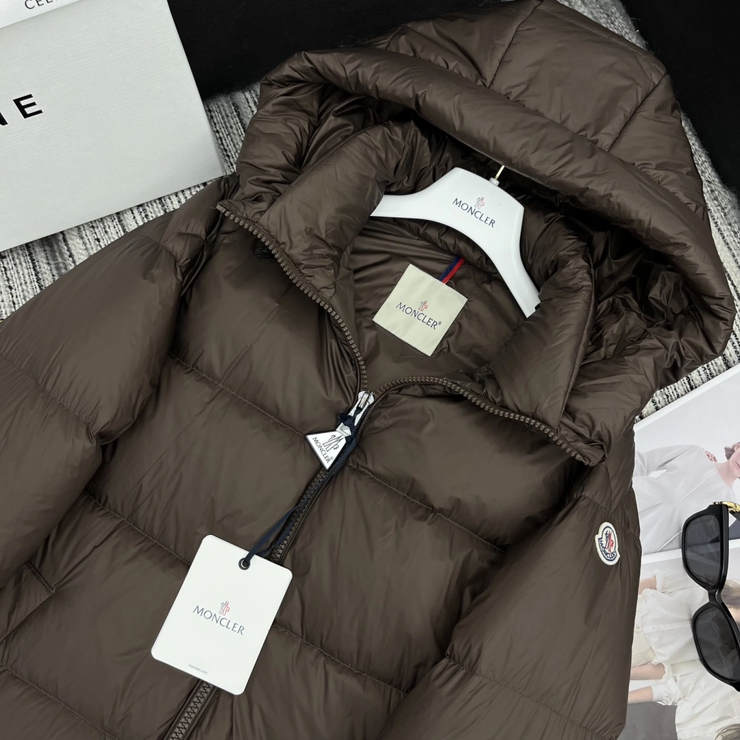 Attractive Moncler Down Jackets 145770