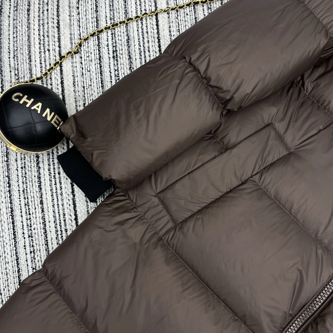 Attractive Moncler Down Jackets 145770