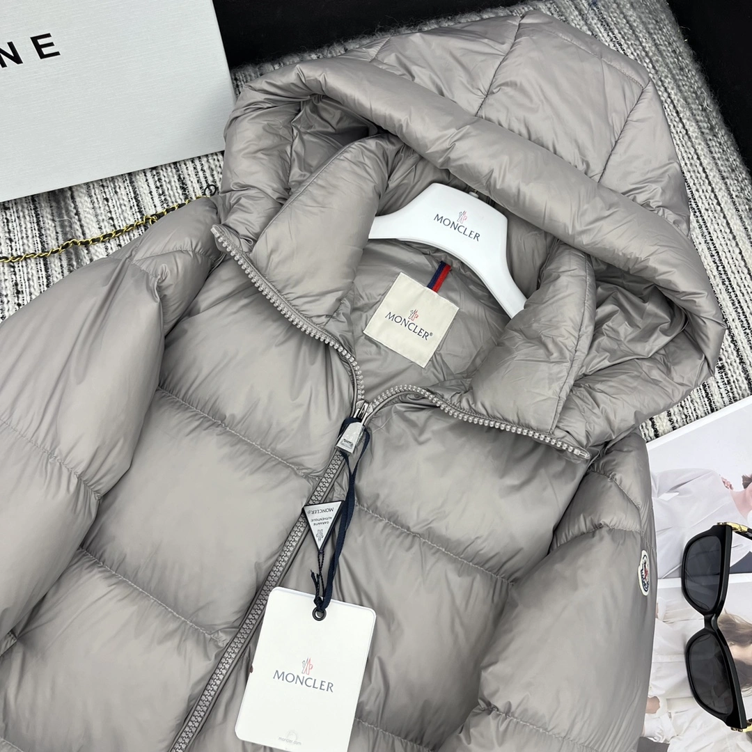 Contemporary Moncler Down Jackets 145767