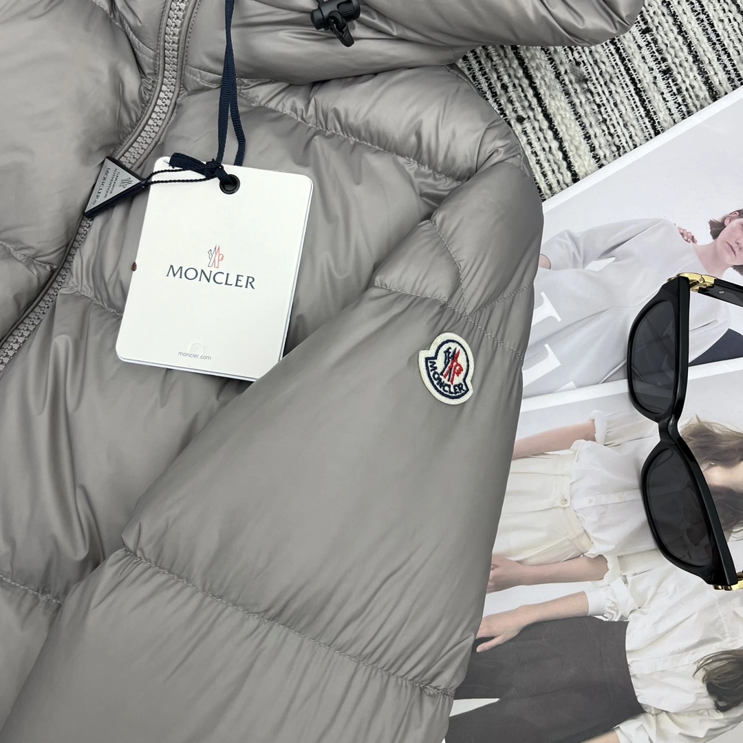 Contemporary Moncler Down Jackets 145767