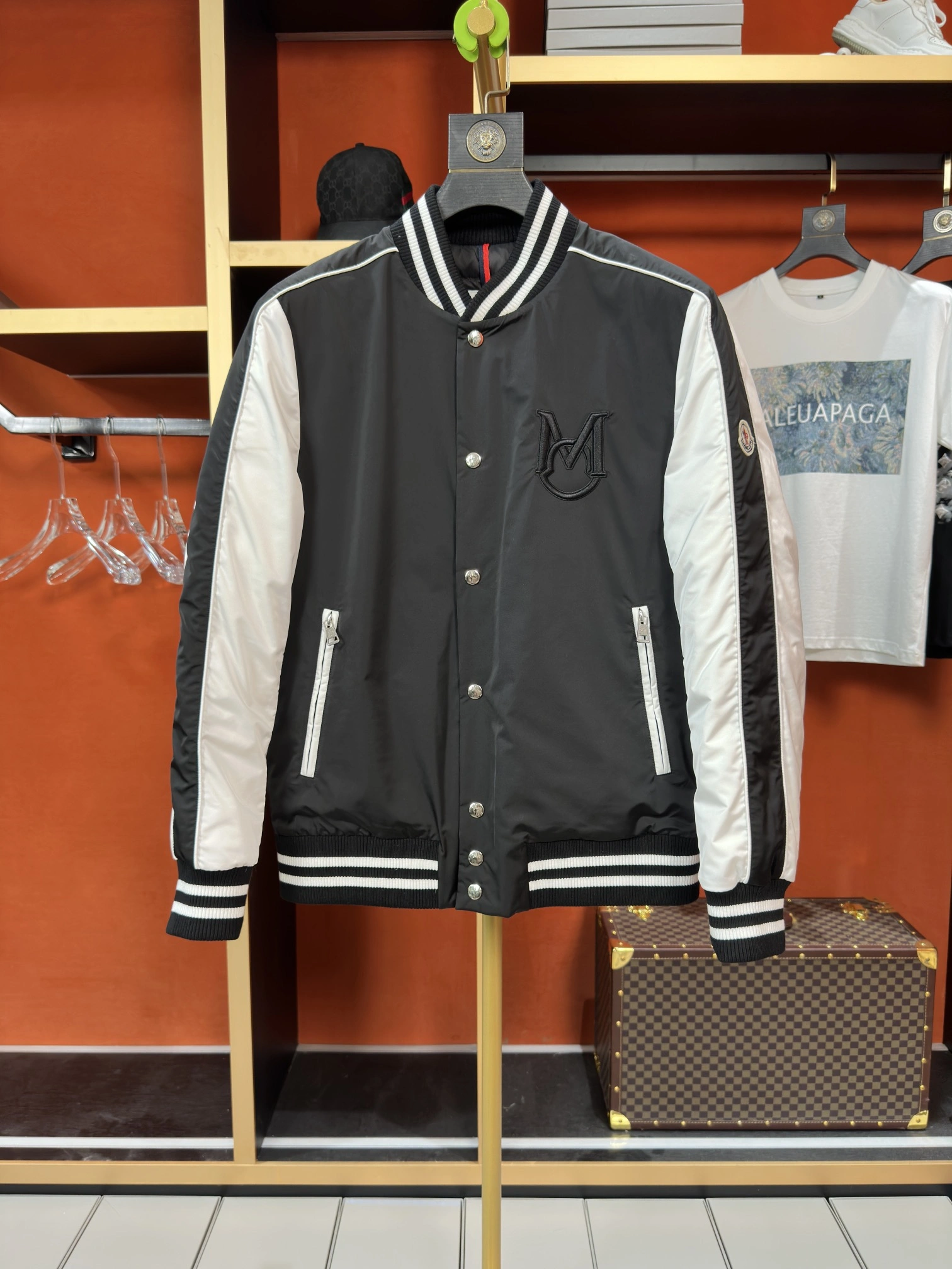 Moncler Down Jackets TechFriendly 145766