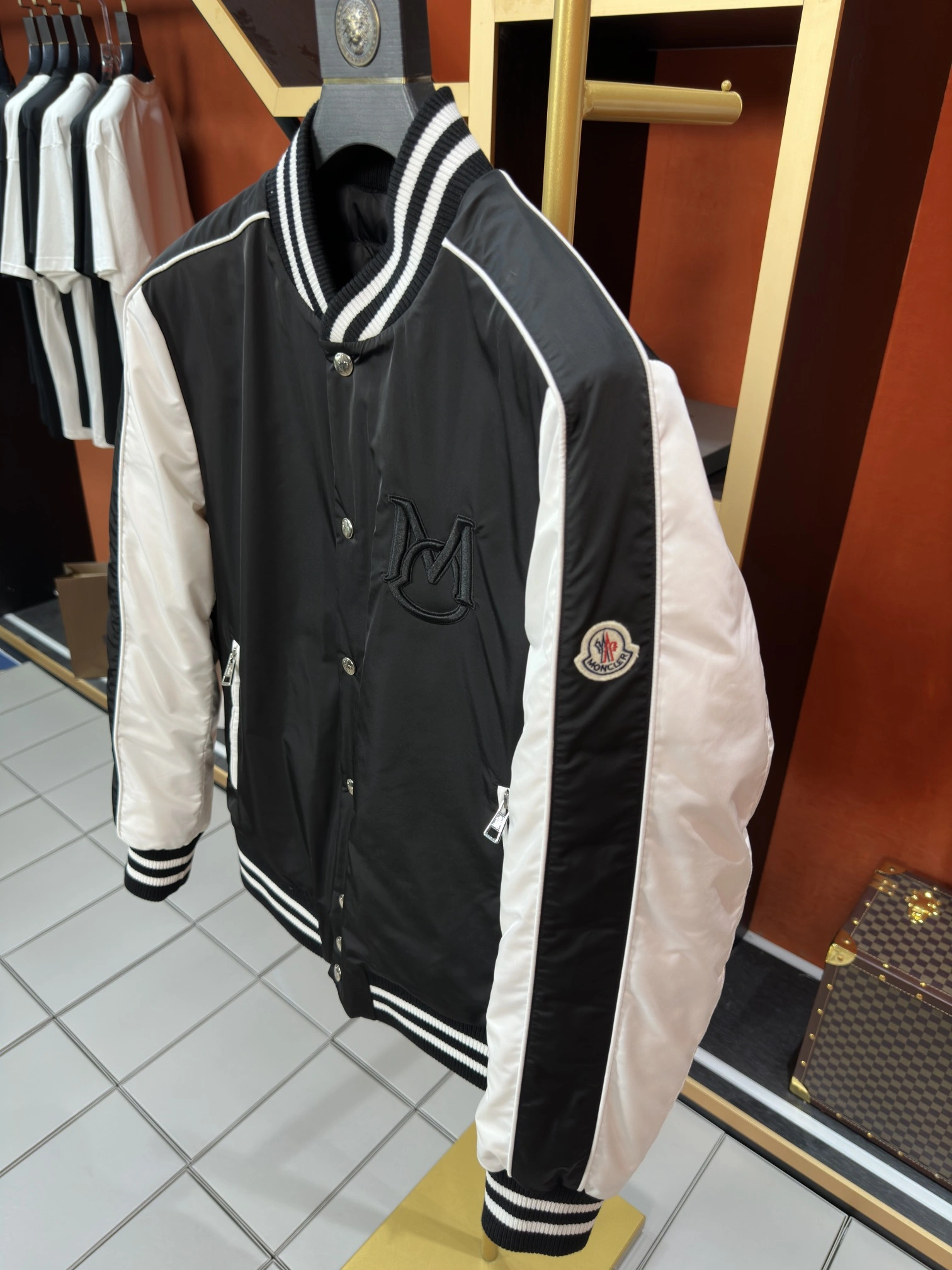 Moncler Down Jackets TechFriendly 145766