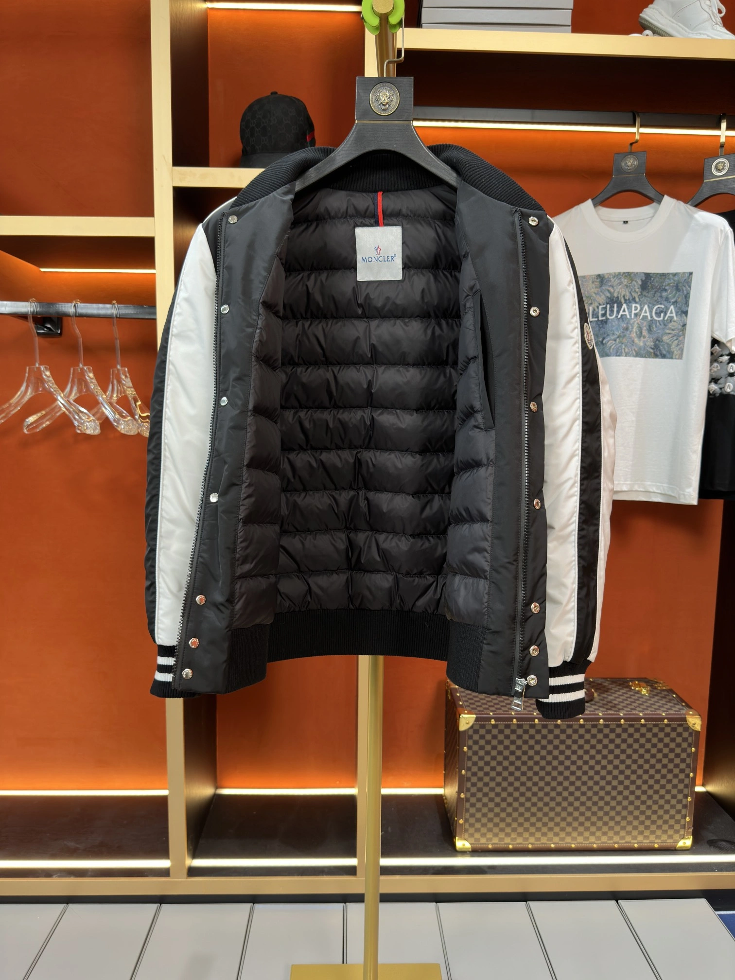 Moncler Down Jackets TechFriendly 145766