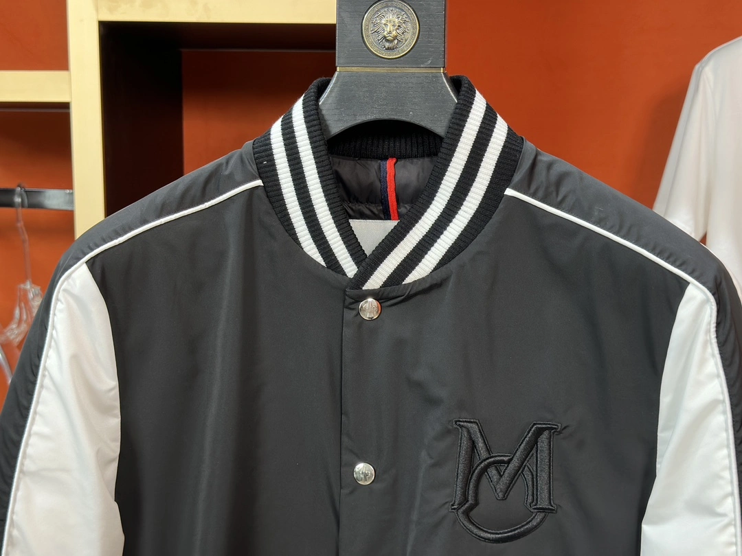 Moncler Down Jackets TechFriendly 145766