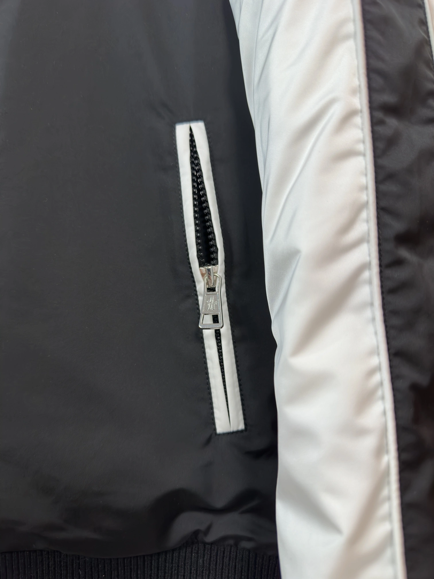 Moncler Down Jackets TechFriendly 145766