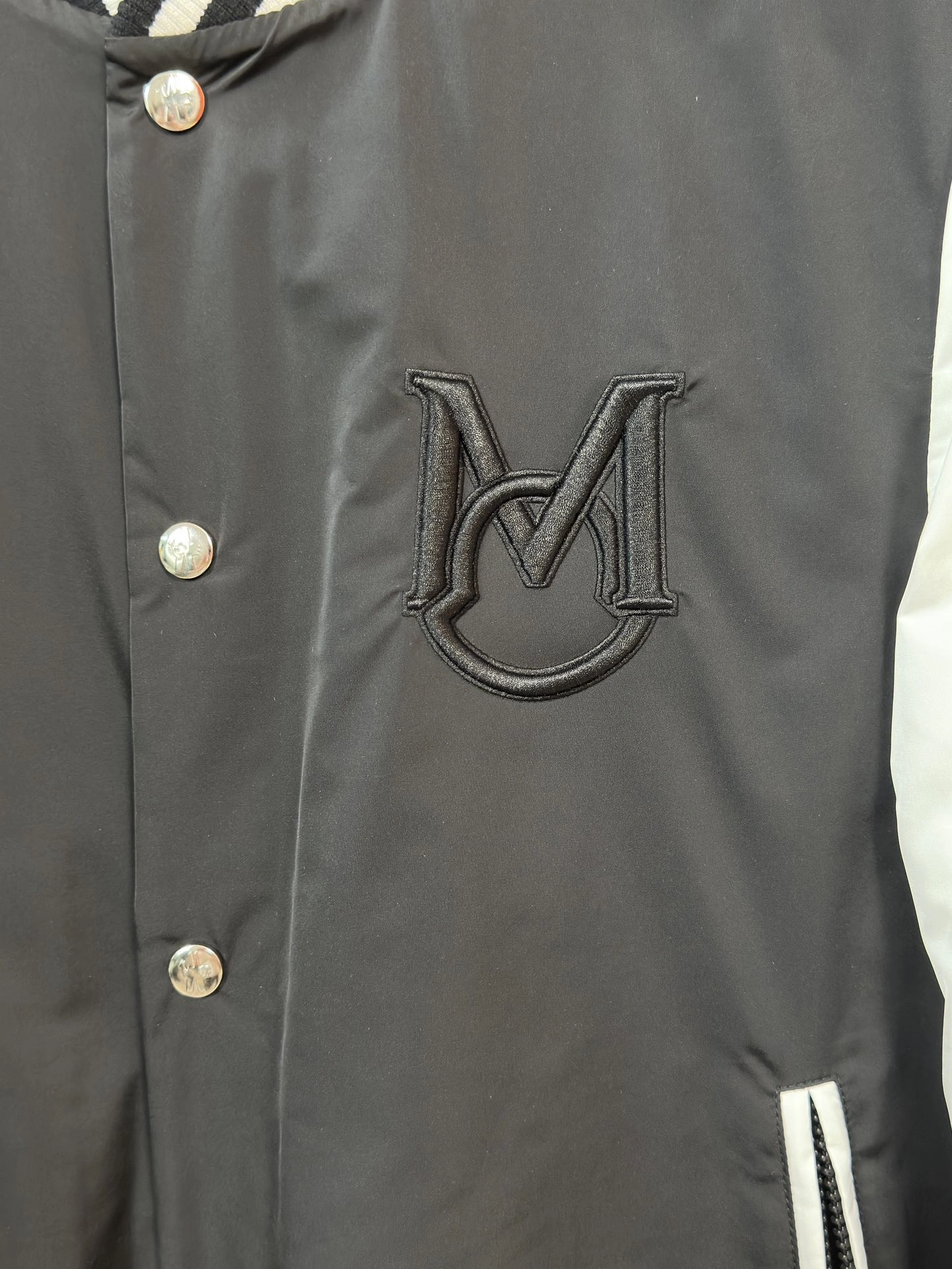 Moncler Down Jackets TechFriendly 145766
