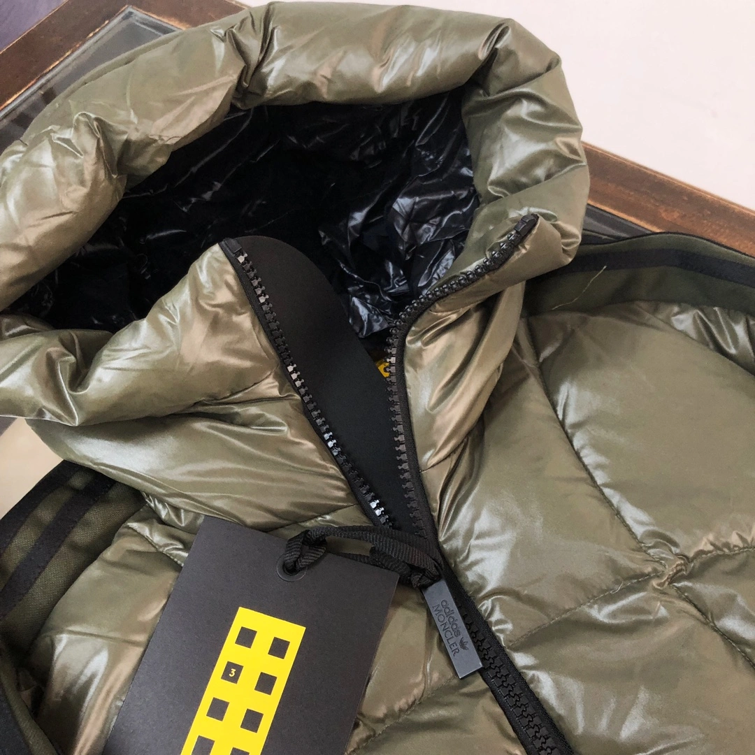 Seasonal Moncler Down Jackets 145758