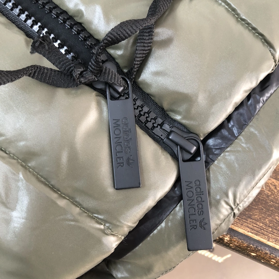 Seasonal Moncler Down Jackets 145758
