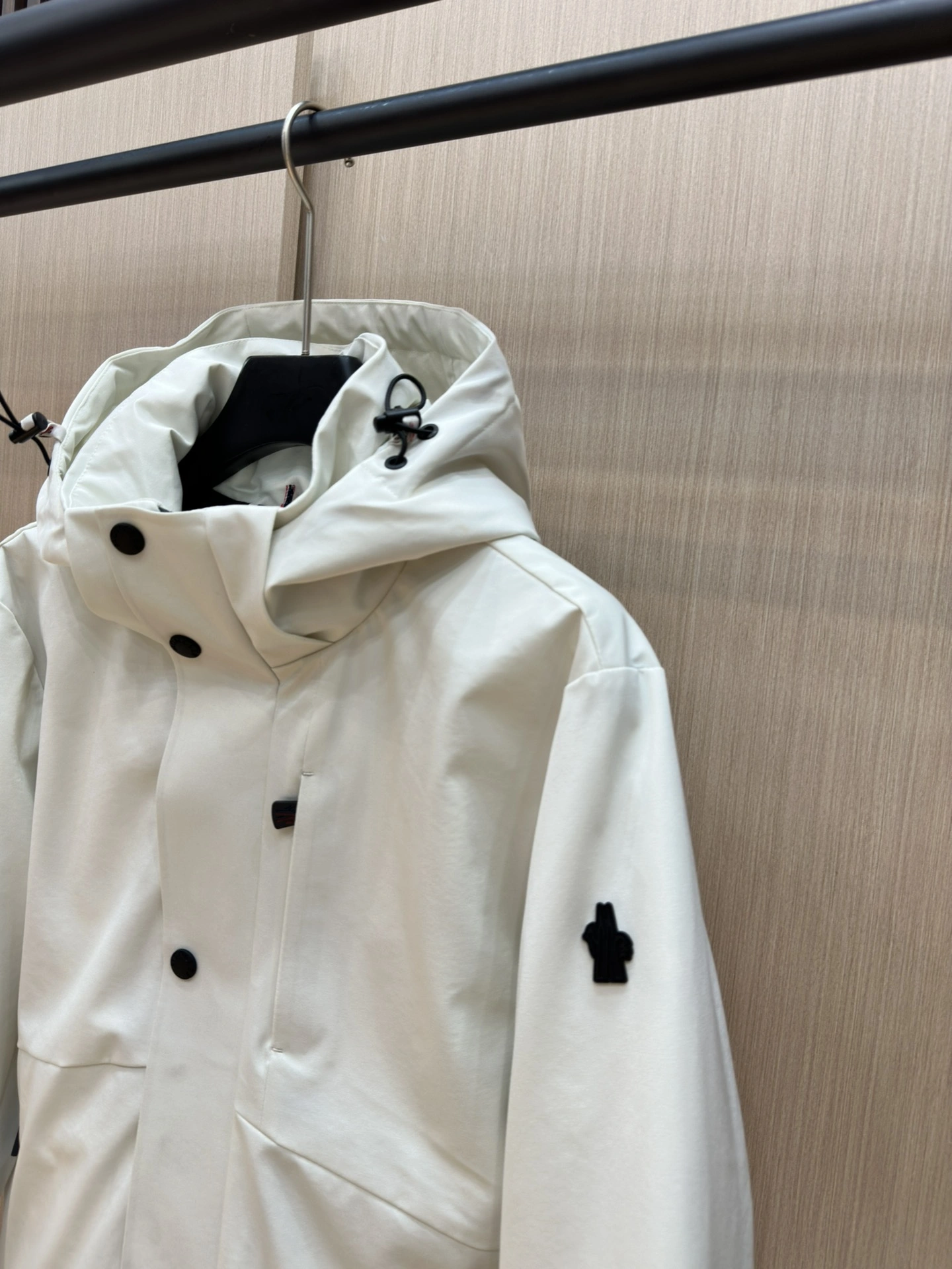 Moncler Down Jackets Durable 145749