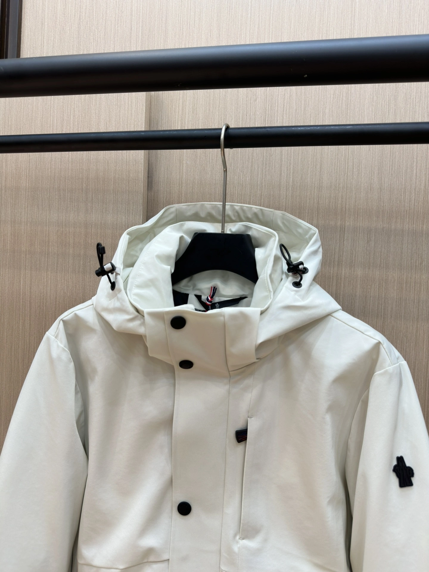 Moncler Down Jackets Durable 145749