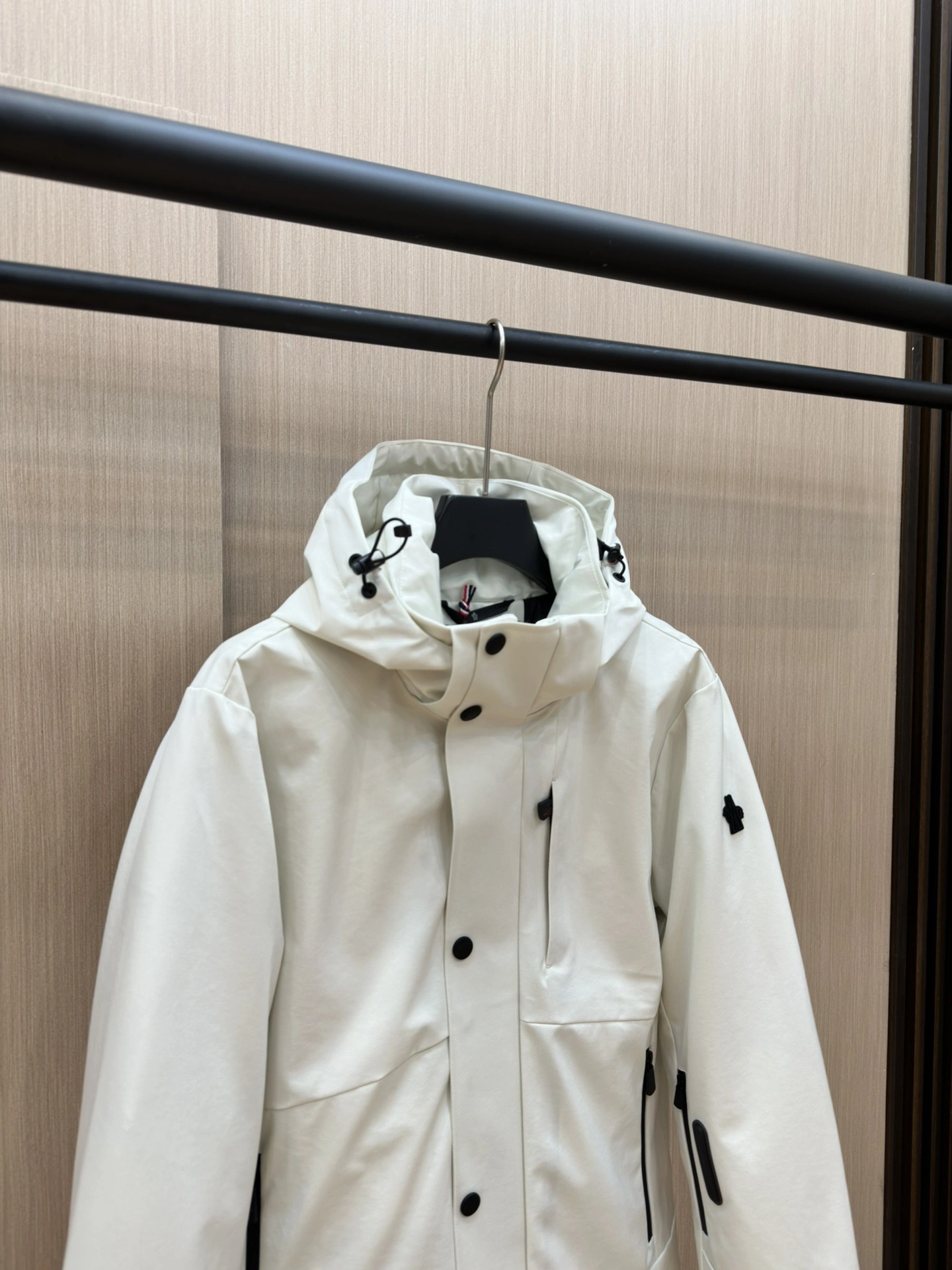 Moncler Down Jackets Durable 145749