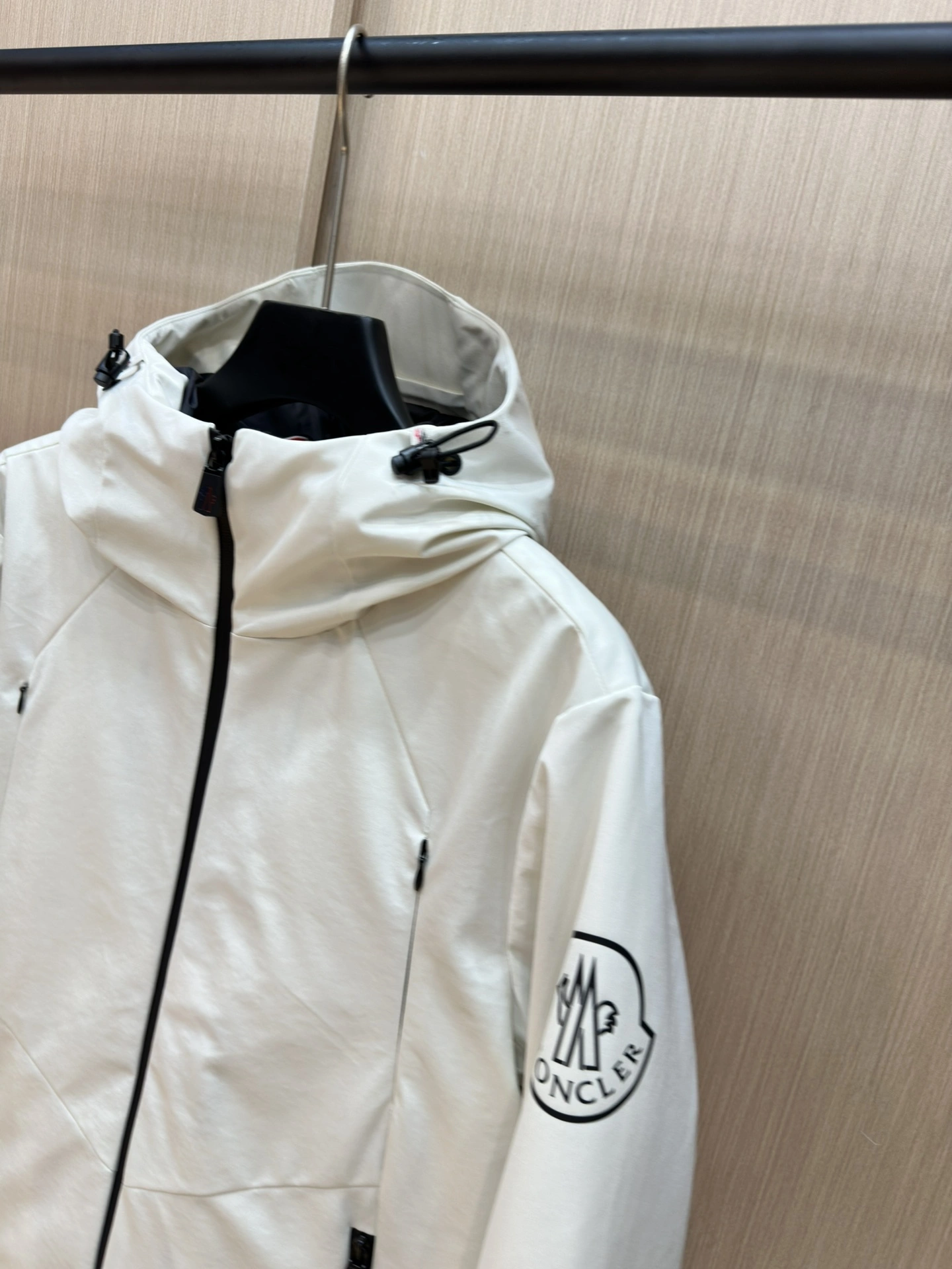 SoftTouch Moncler Down Jackets 145747
