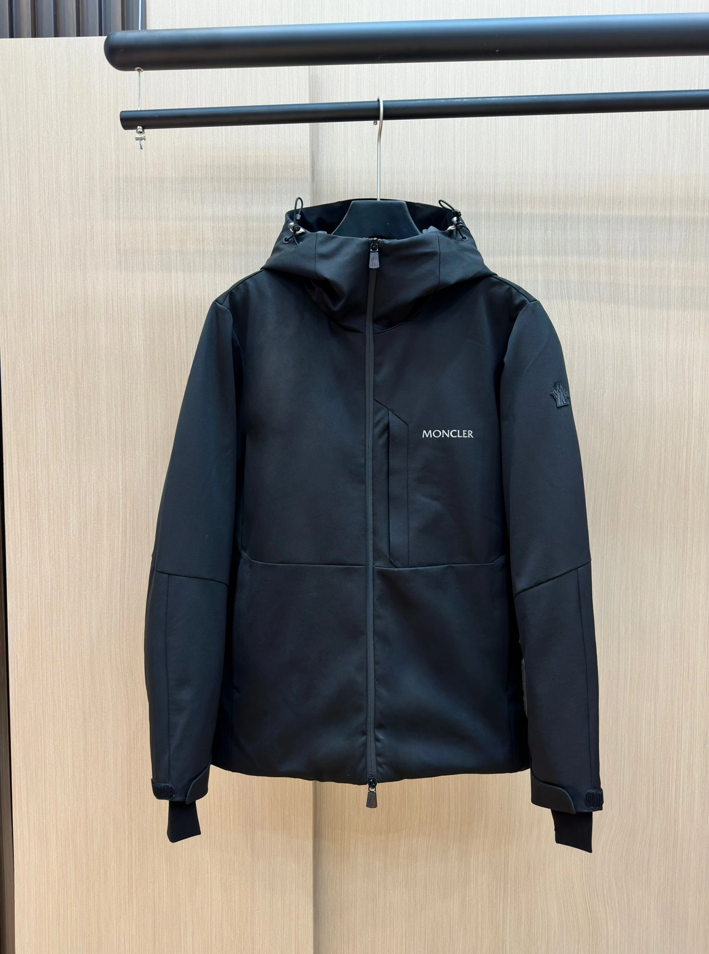 NewStyle Moncler Down Jackets 145760