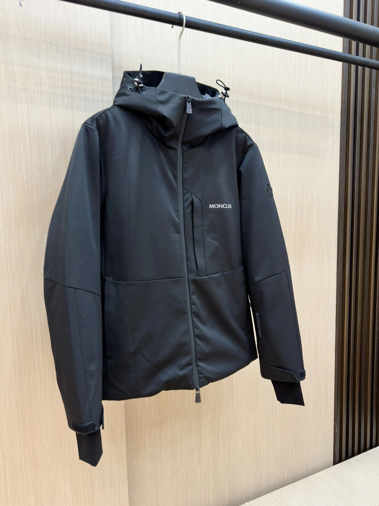 NewStyle Moncler Down Jackets 145760