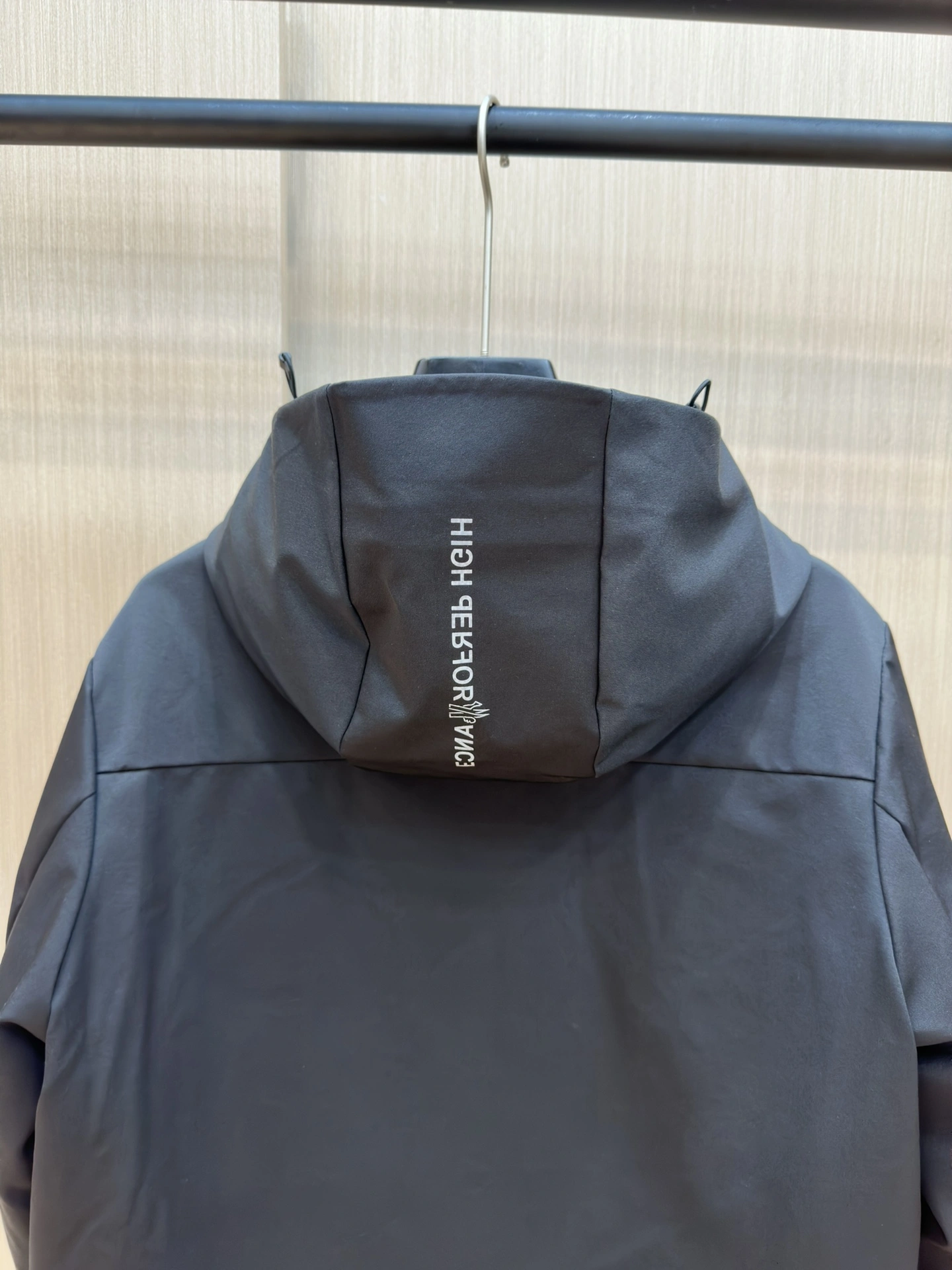 NewStyle Moncler Down Jackets 145760