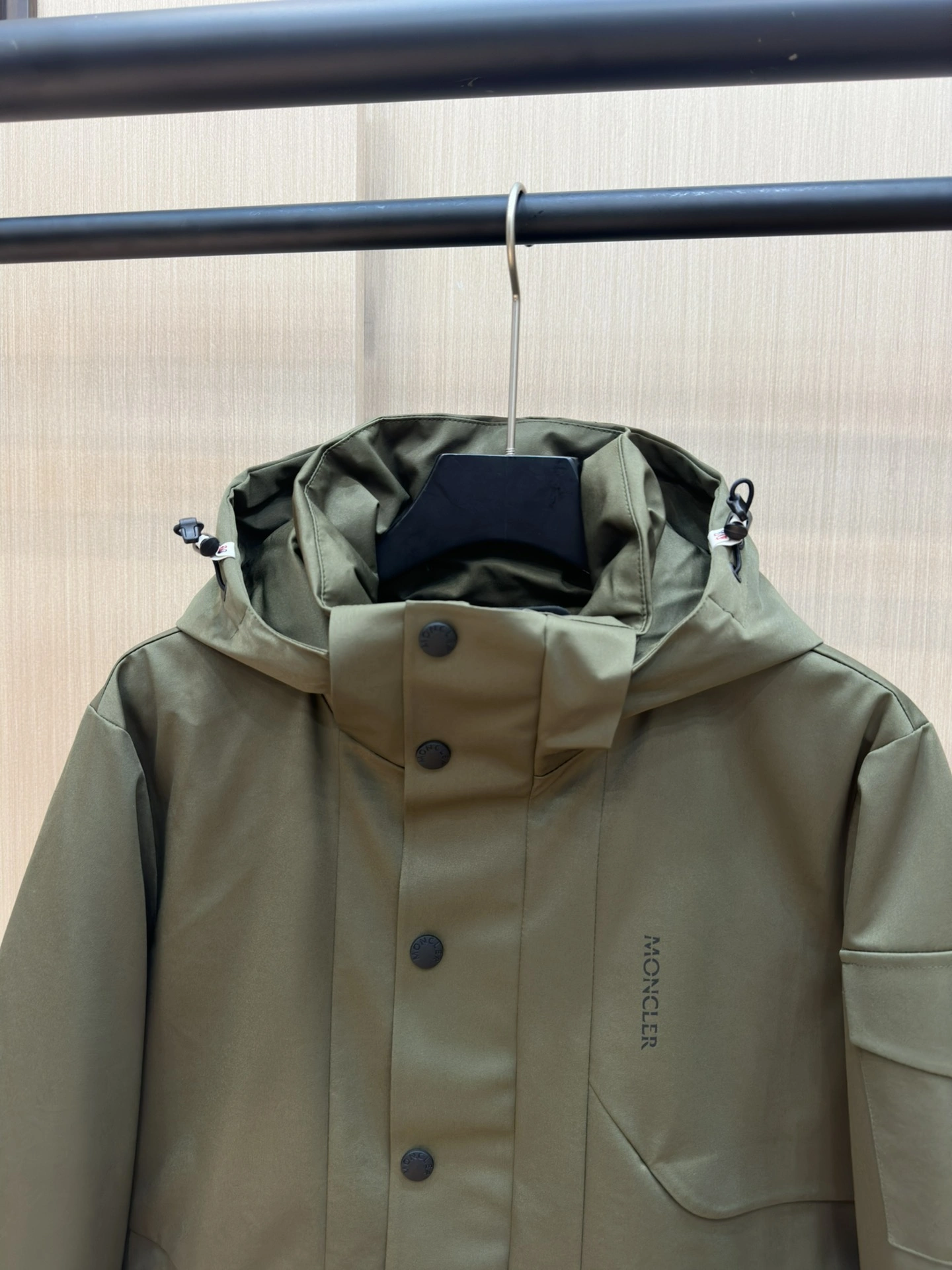 Moncler Down Jackets Chic 145759