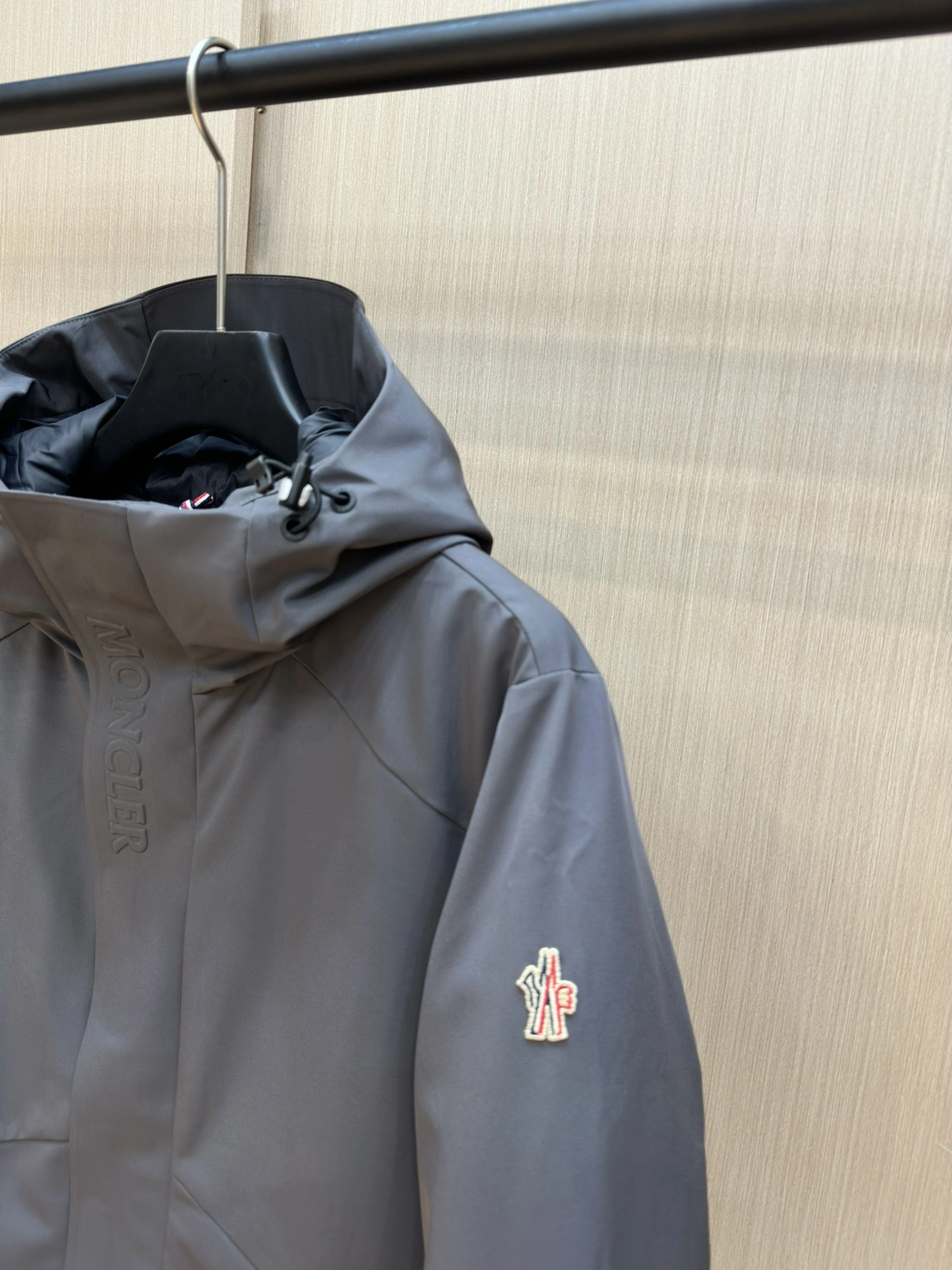 Moncler Down Jackets WellDesigned 145748
