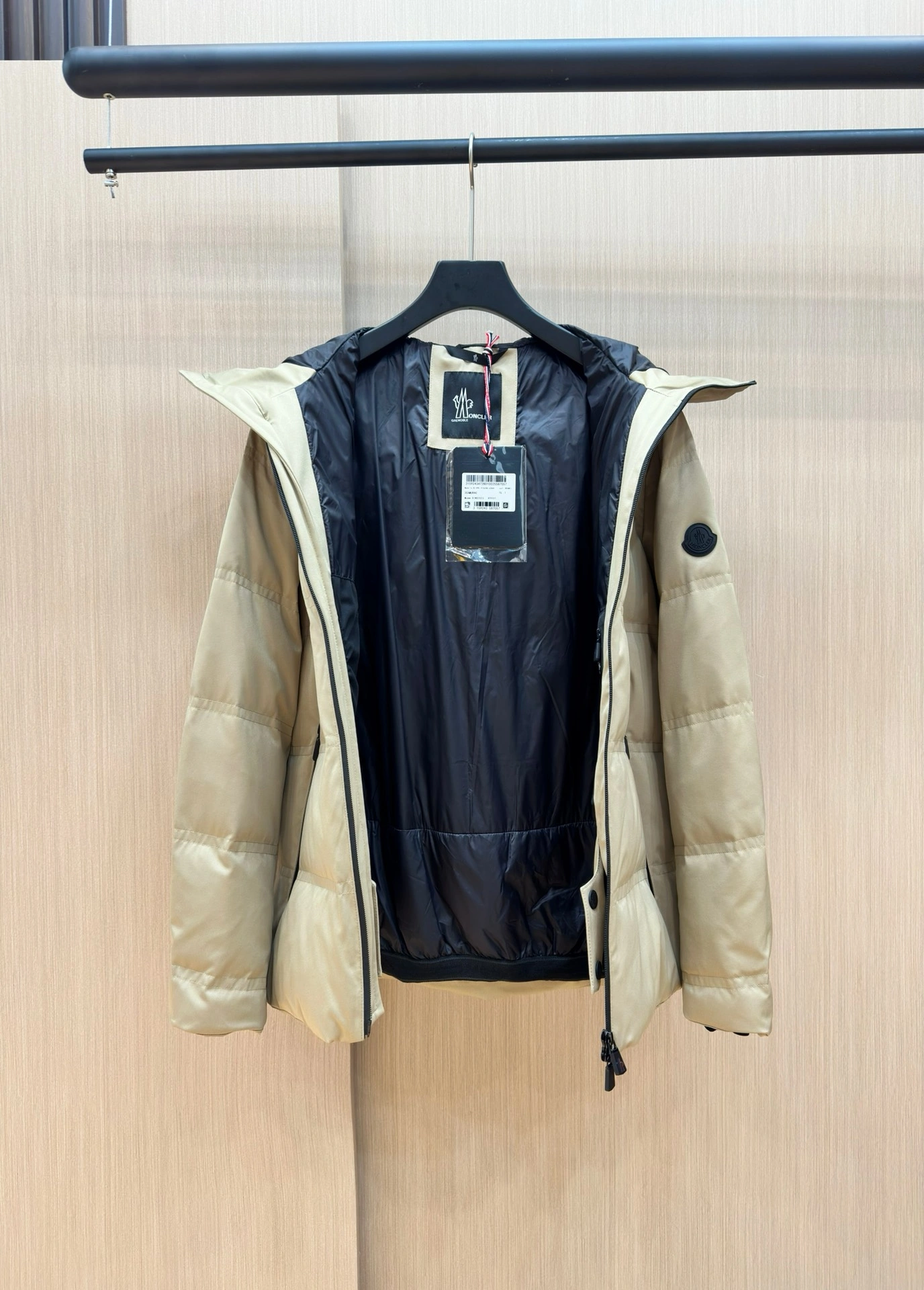 Seasonal Moncler Down Jackets 145757