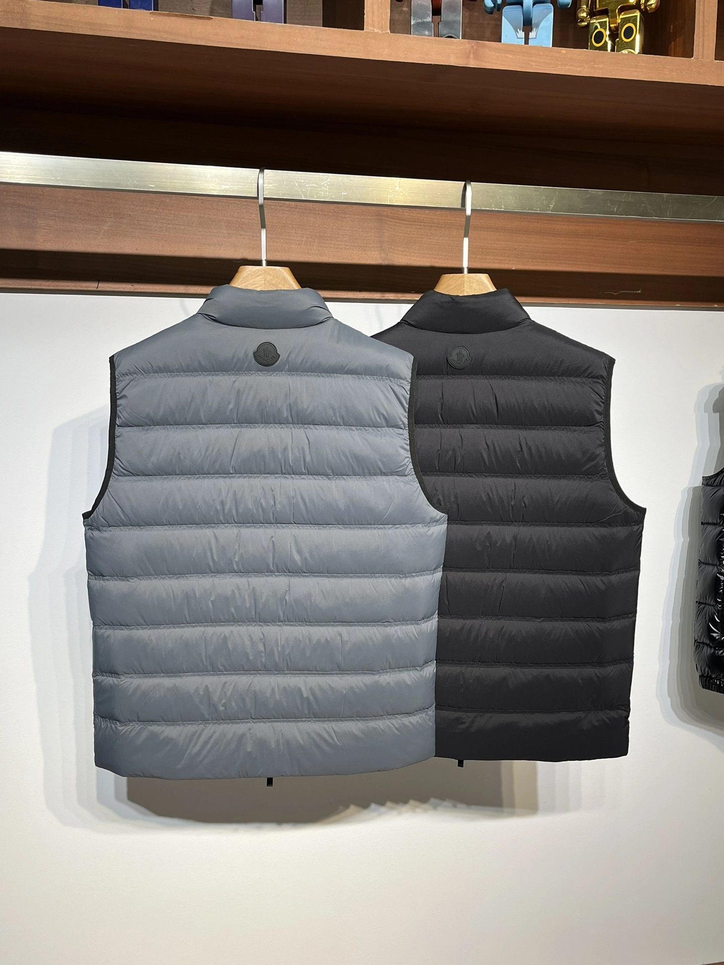 Moncler Down Jackets Minimalist 145754