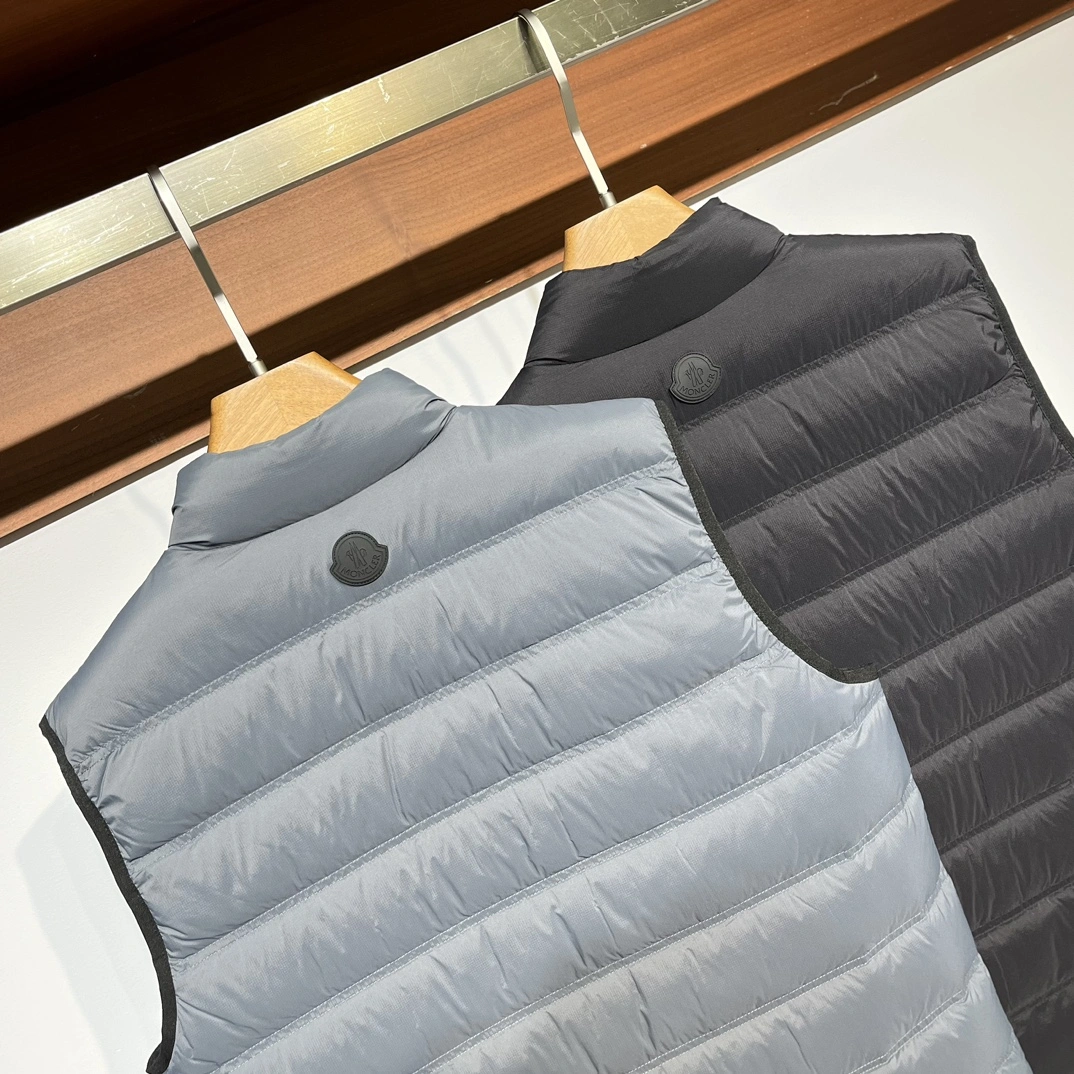 Moncler Down Jackets Minimalist 145754
