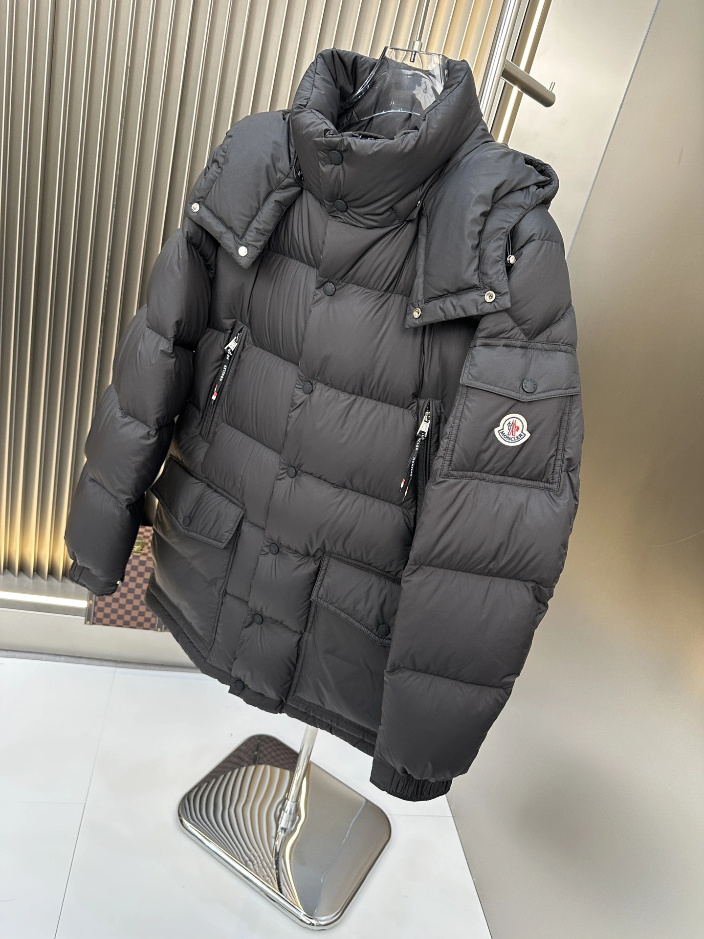 Attractive Moncler Down Jackets 145741
