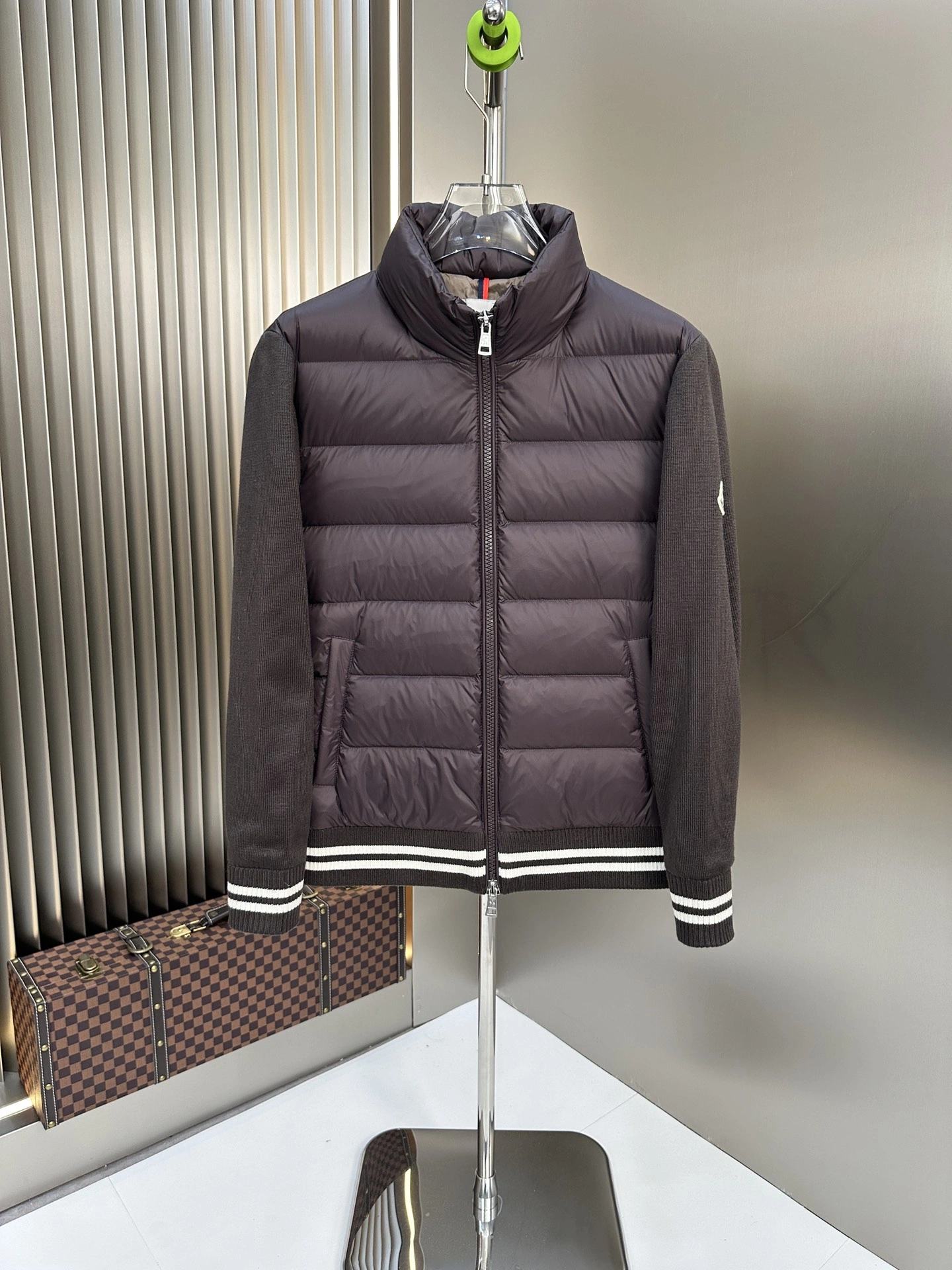 Moncler Down Jackets Stylish 145740