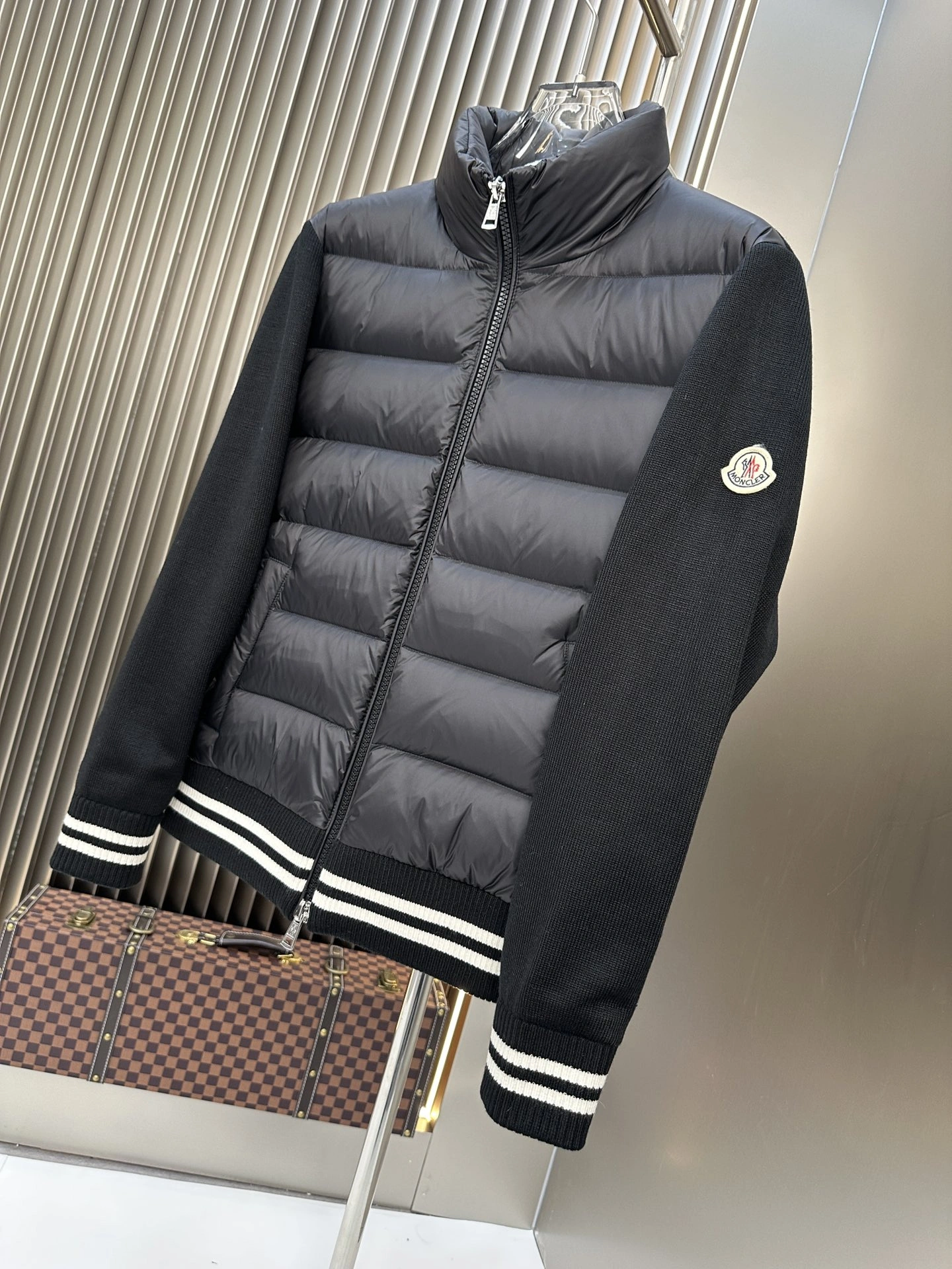 Moncler Down Jackets Stylish 145740